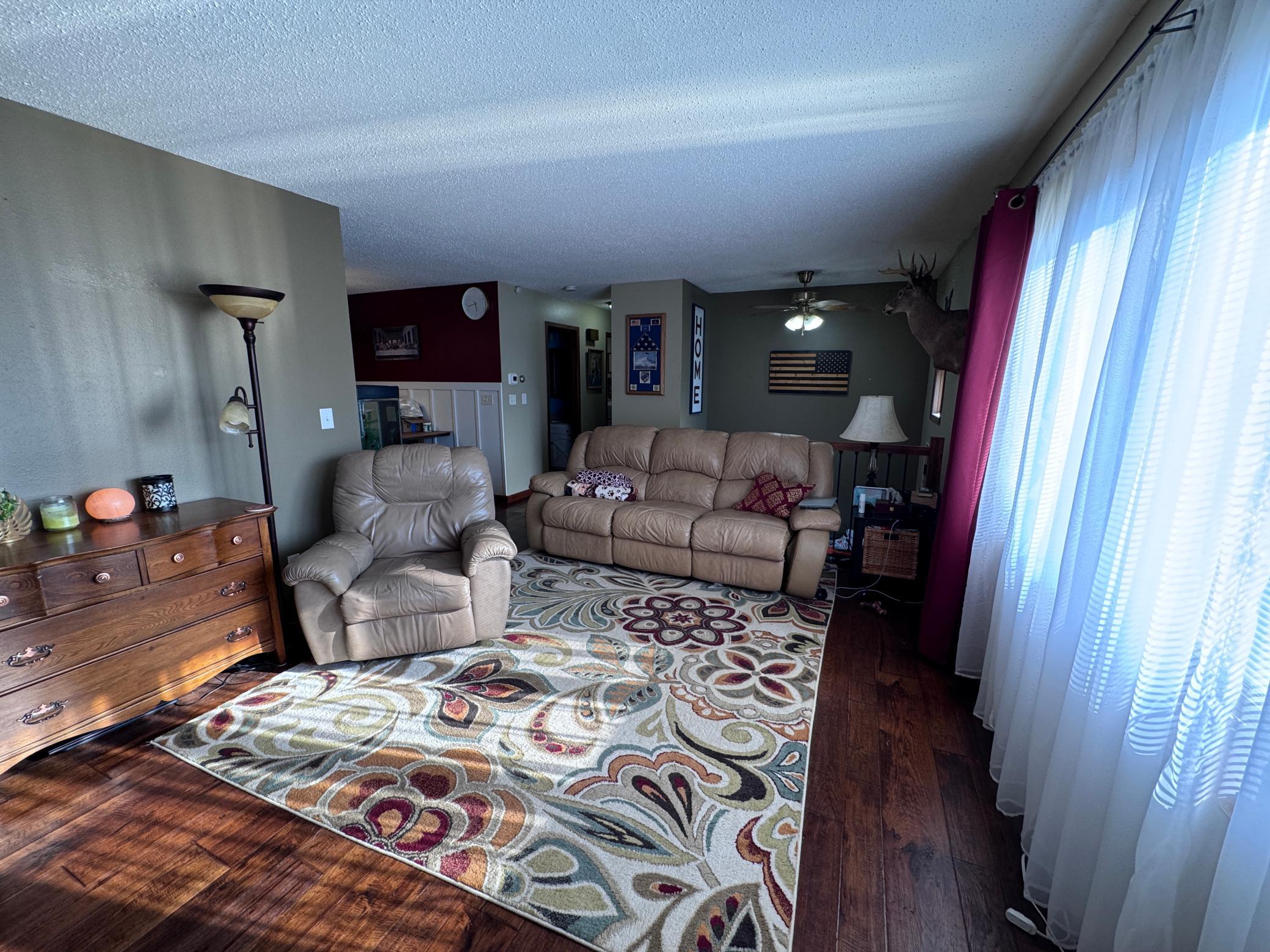 1981 single family home for sale at 1301 Rose Street in Lisbon, ND — 3 bed, 2 bath (photo 6 of 19)