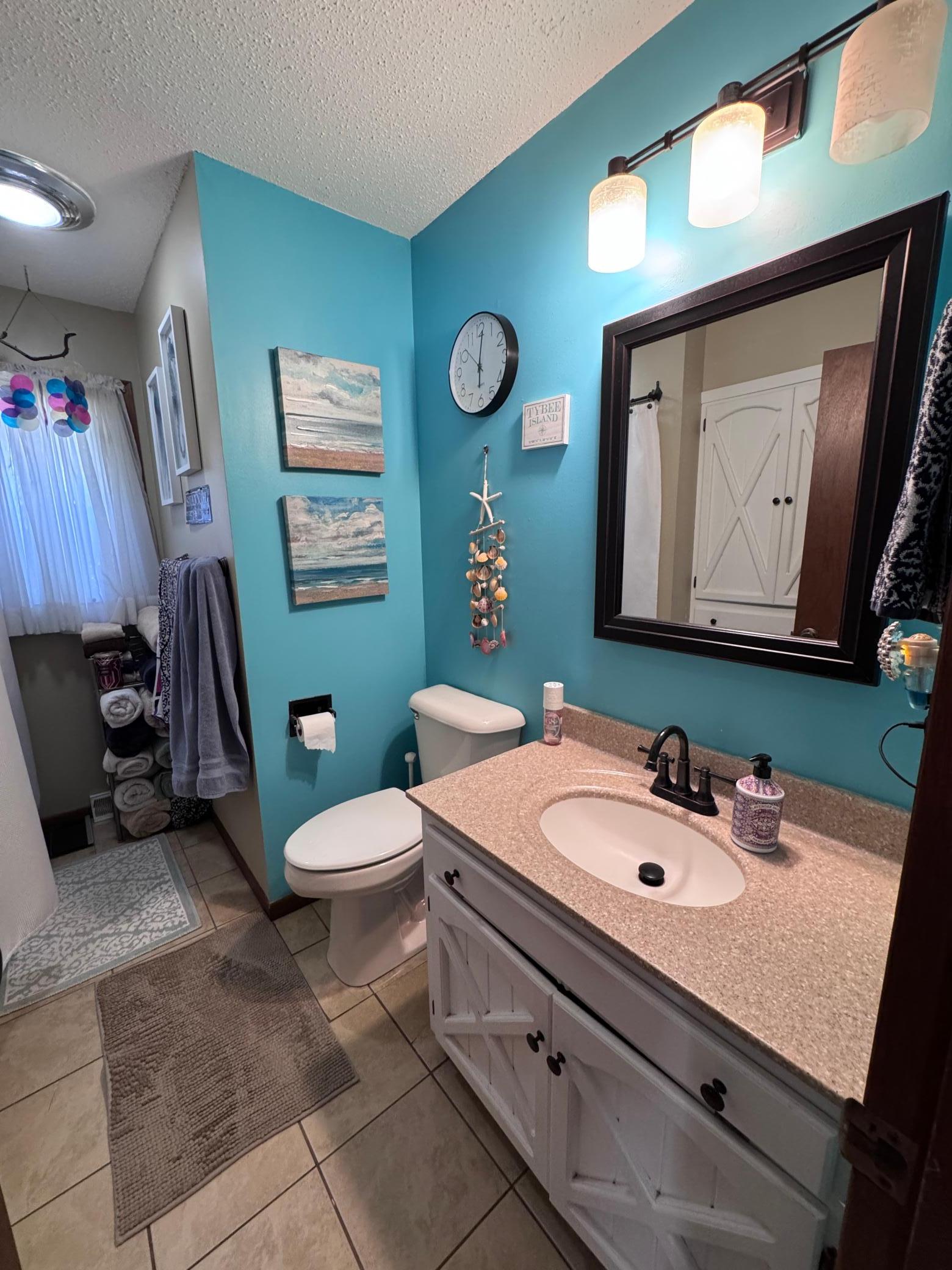 1981 single family home for sale at 1301 Rose Street in Lisbon, ND — 3 bed, 2 bath (photo 9 of 19)