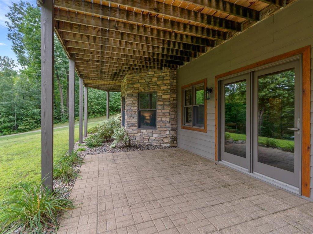 2010 single family home for sale at 22401 Camp Lincoln Road in Nisswa, MN — 5 bed, 3 bath (photo 37 of 60)