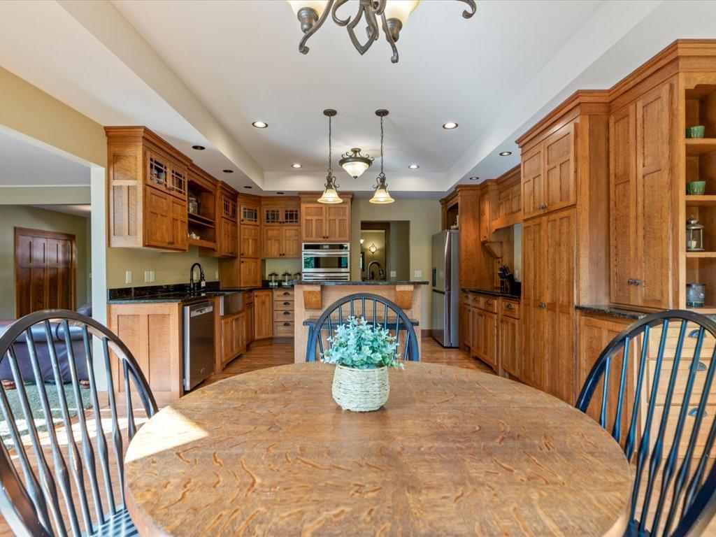 2010 single family home for sale at 22401 Camp Lincoln Road in Nisswa, MN — 5 bed, 3 bath (photo 8 of 60)