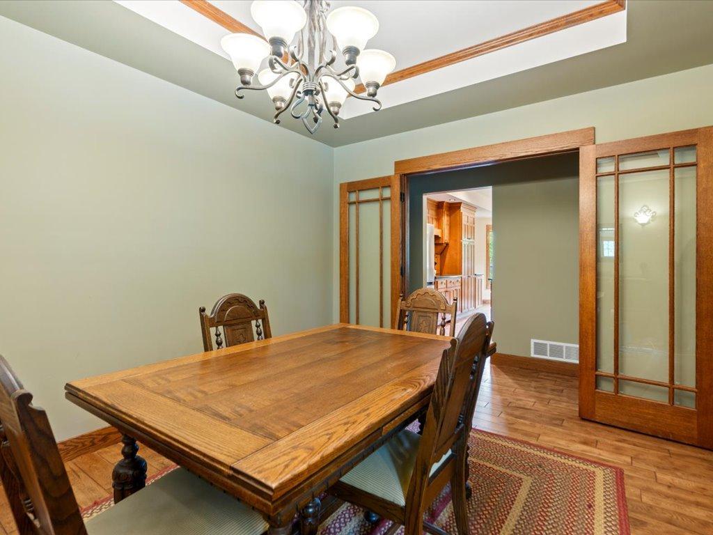 2010 single family home for sale at 22401 Camp Lincoln Road in Nisswa, MN — 5 bed, 3 bath (photo 10 of 60)