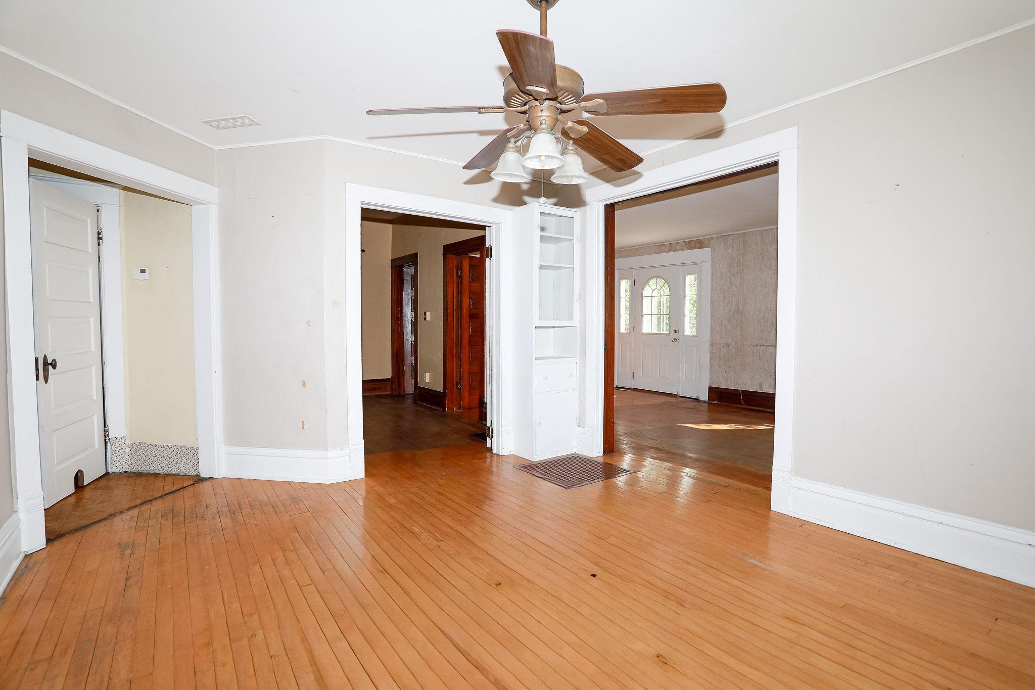1914 single family home for sale at 507 Scott Avenue SE in Bemidji, MN — 3 bed, 2 bath (photo 11 of 23)