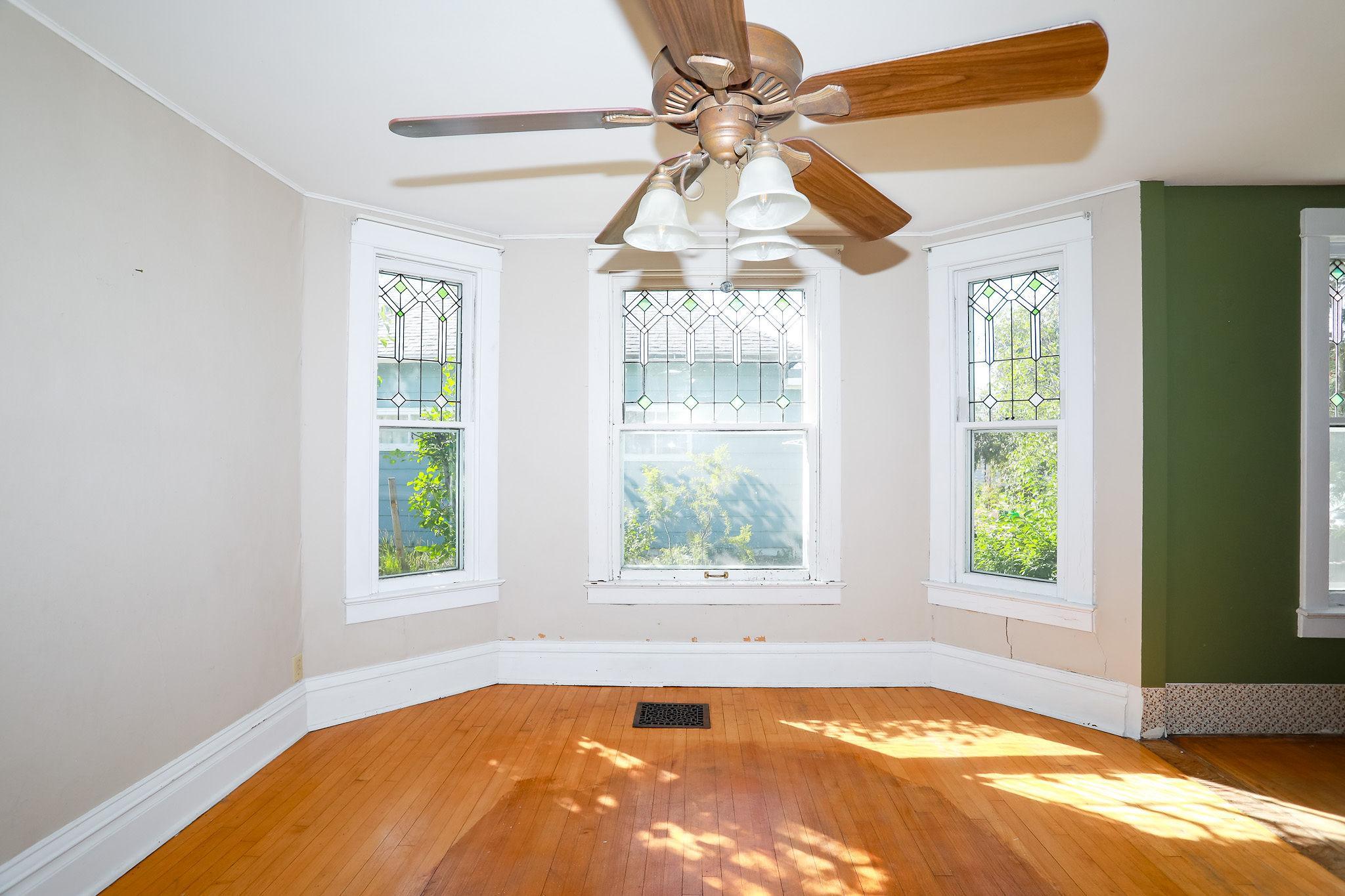 1914 single family home for sale at 507 Scott Avenue SE in Bemidji, MN — 3 bed, 2 bath (photo 13 of 23)