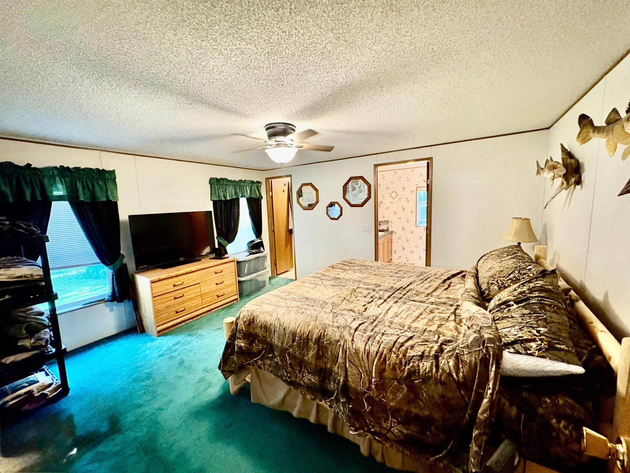 1997 single family home for sale at 29386 685th Avenue in Roosevelt, MN — 3 bed, 2 bath (photo 16 of 46)