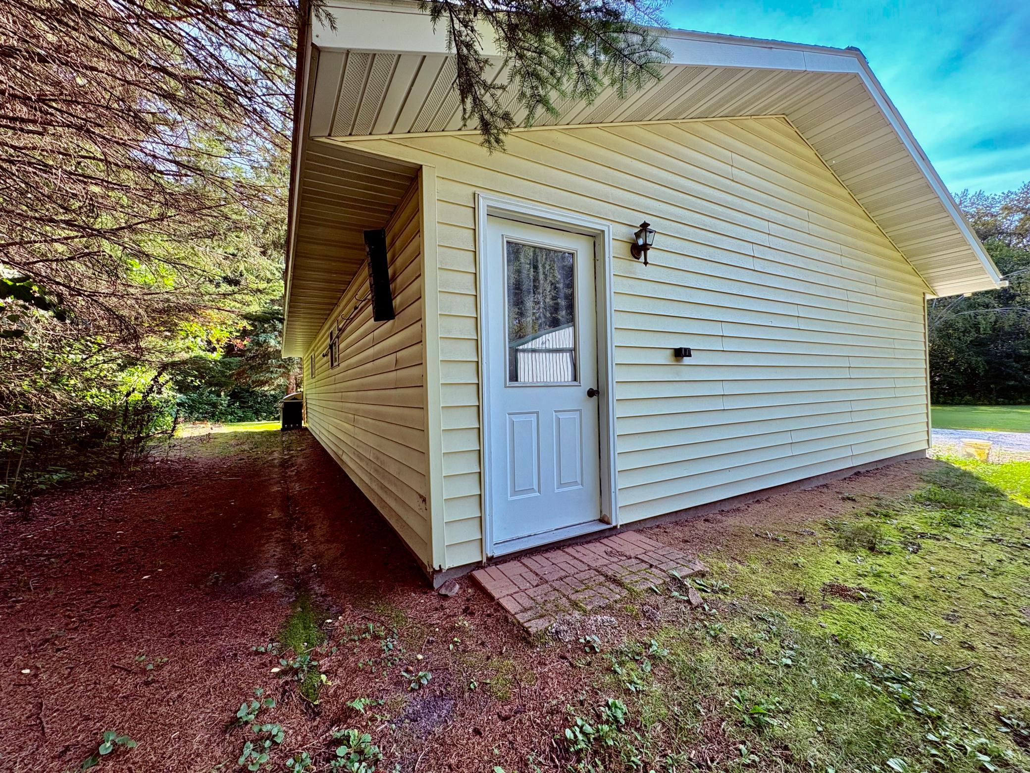 1997 single family home for sale at 29386 685th Avenue in Roosevelt, MN — 3 bed, 2 bath (photo 34 of 46)
