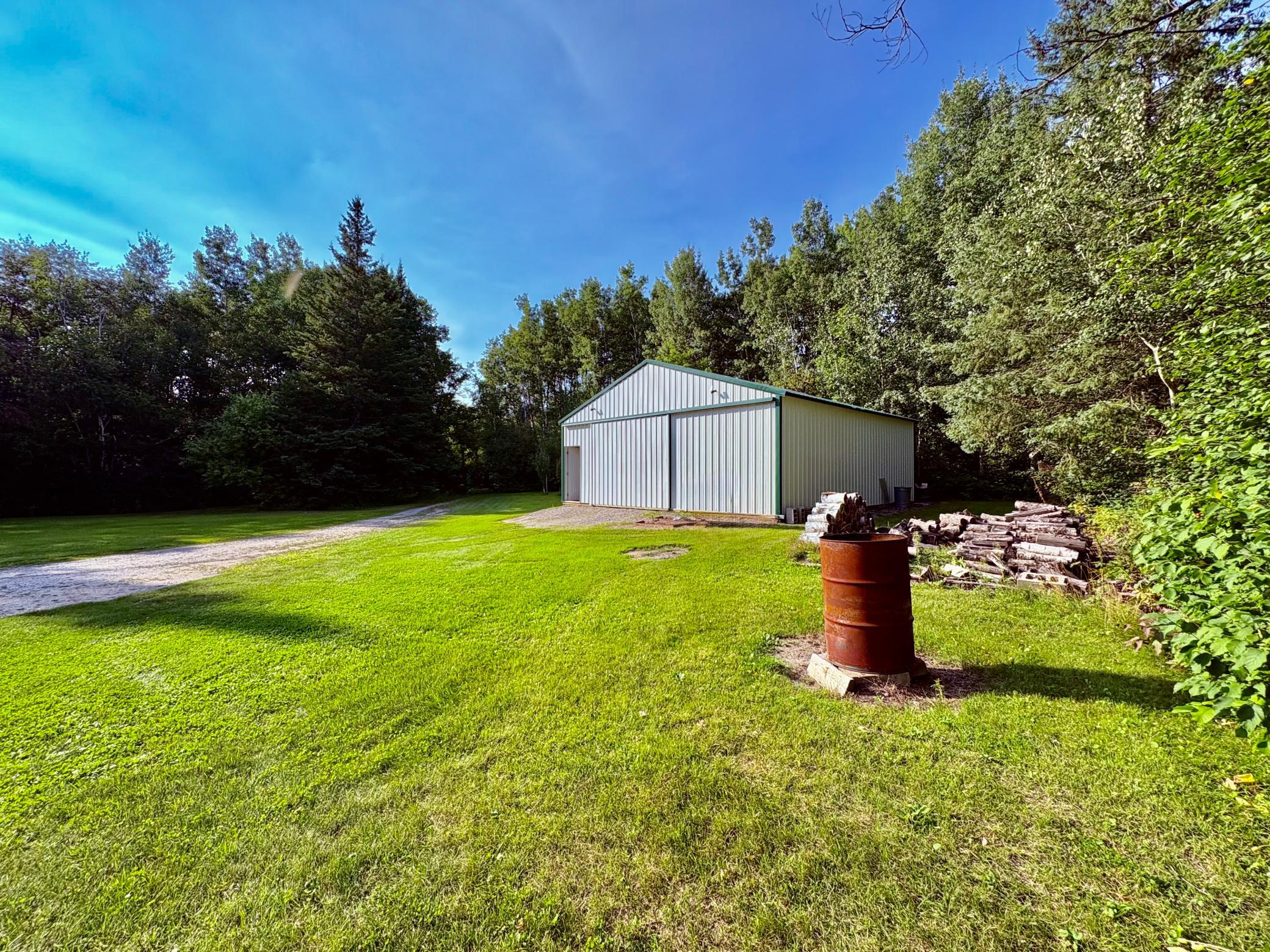 1997 single family home for sale at 29386 685th Avenue in Roosevelt, MN — 3 bed, 2 bath (photo 37 of 46)