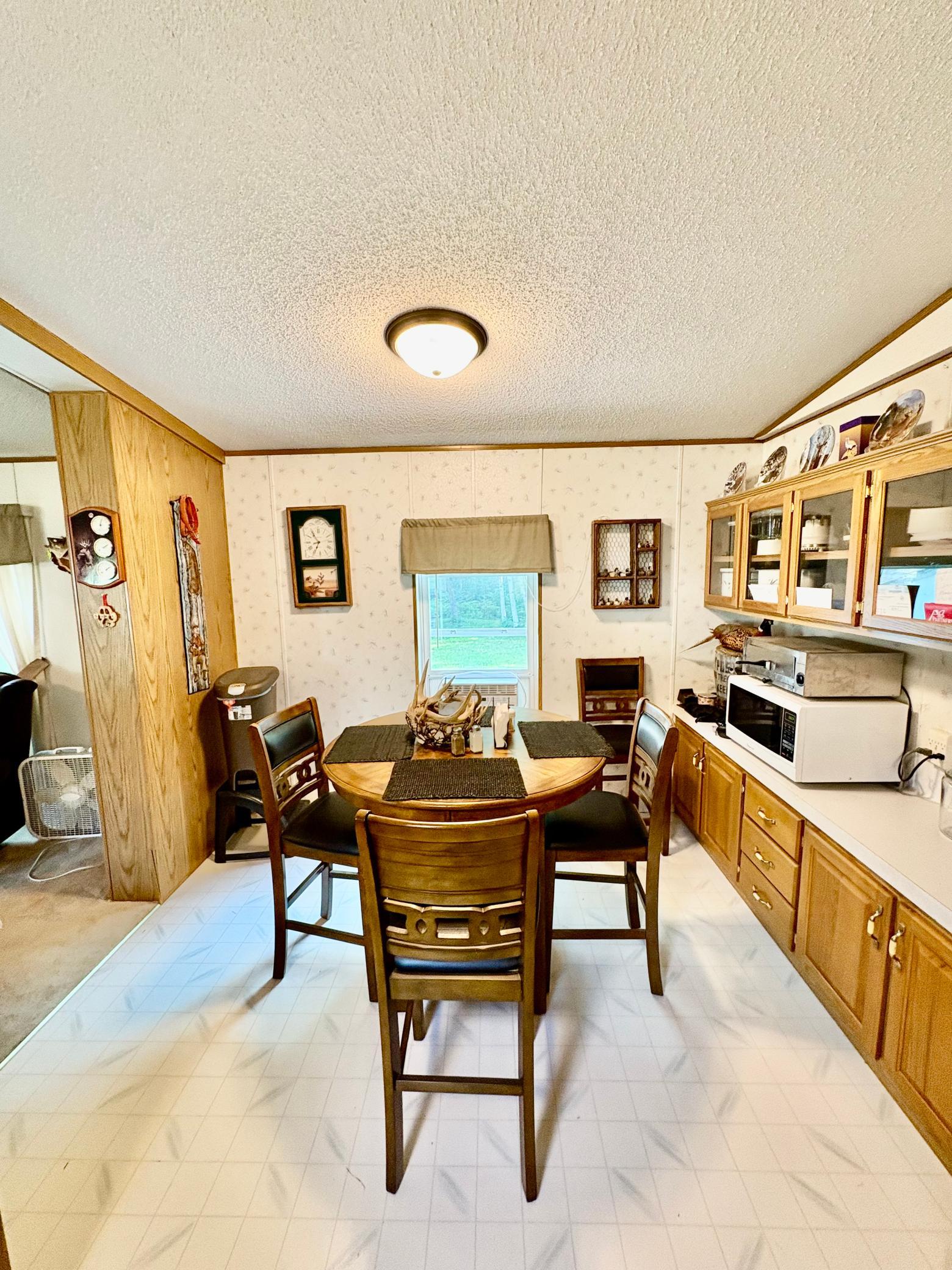 1997 single family home for sale at 29386 685th Avenue in Roosevelt, MN — 3 bed, 2 bath (photo 8 of 46)