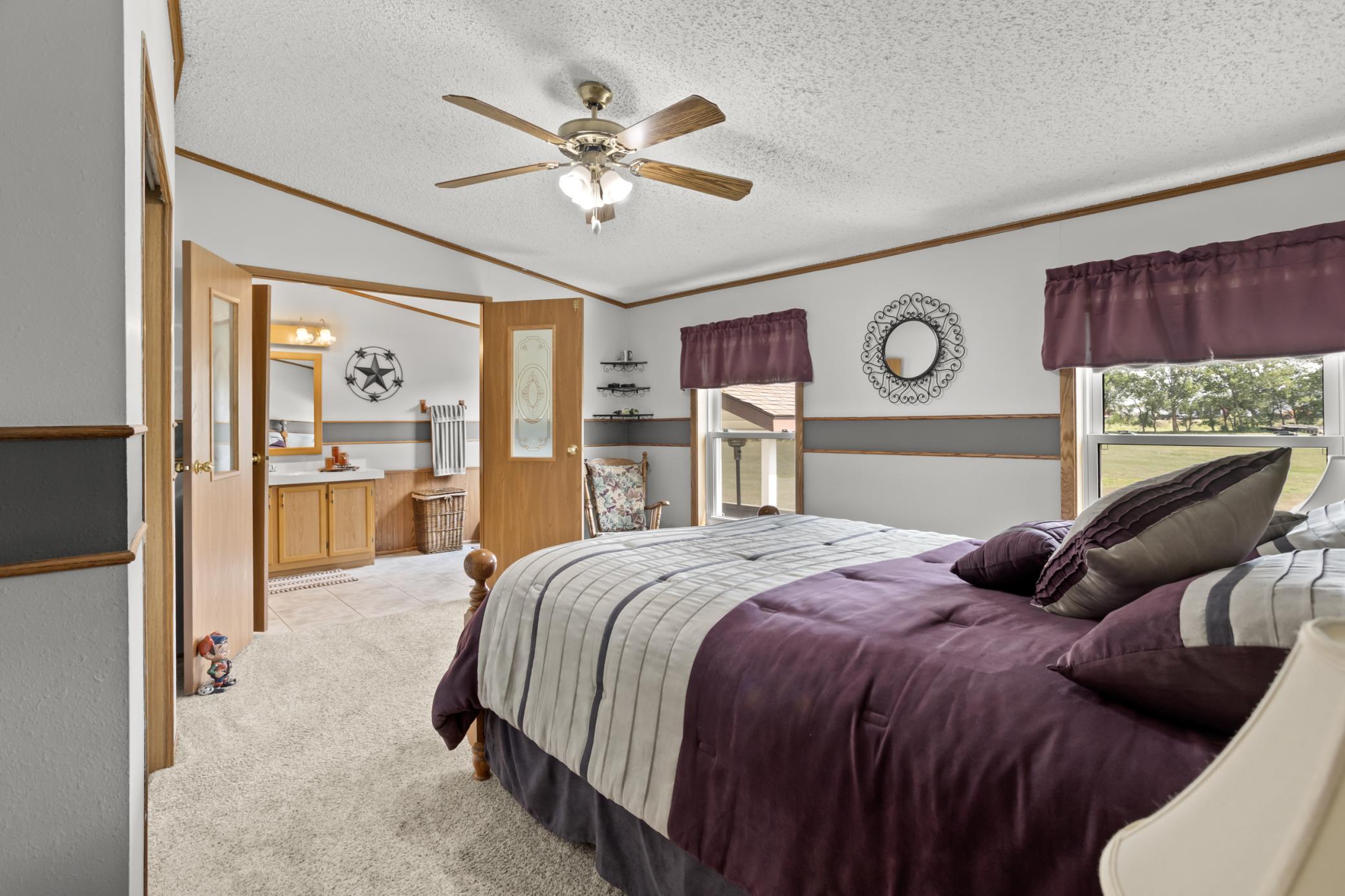 1993 single family home for sale at 612 N Mill Street in Fertile, MN — 4 bed, 3 bath (photo 13 of 67)