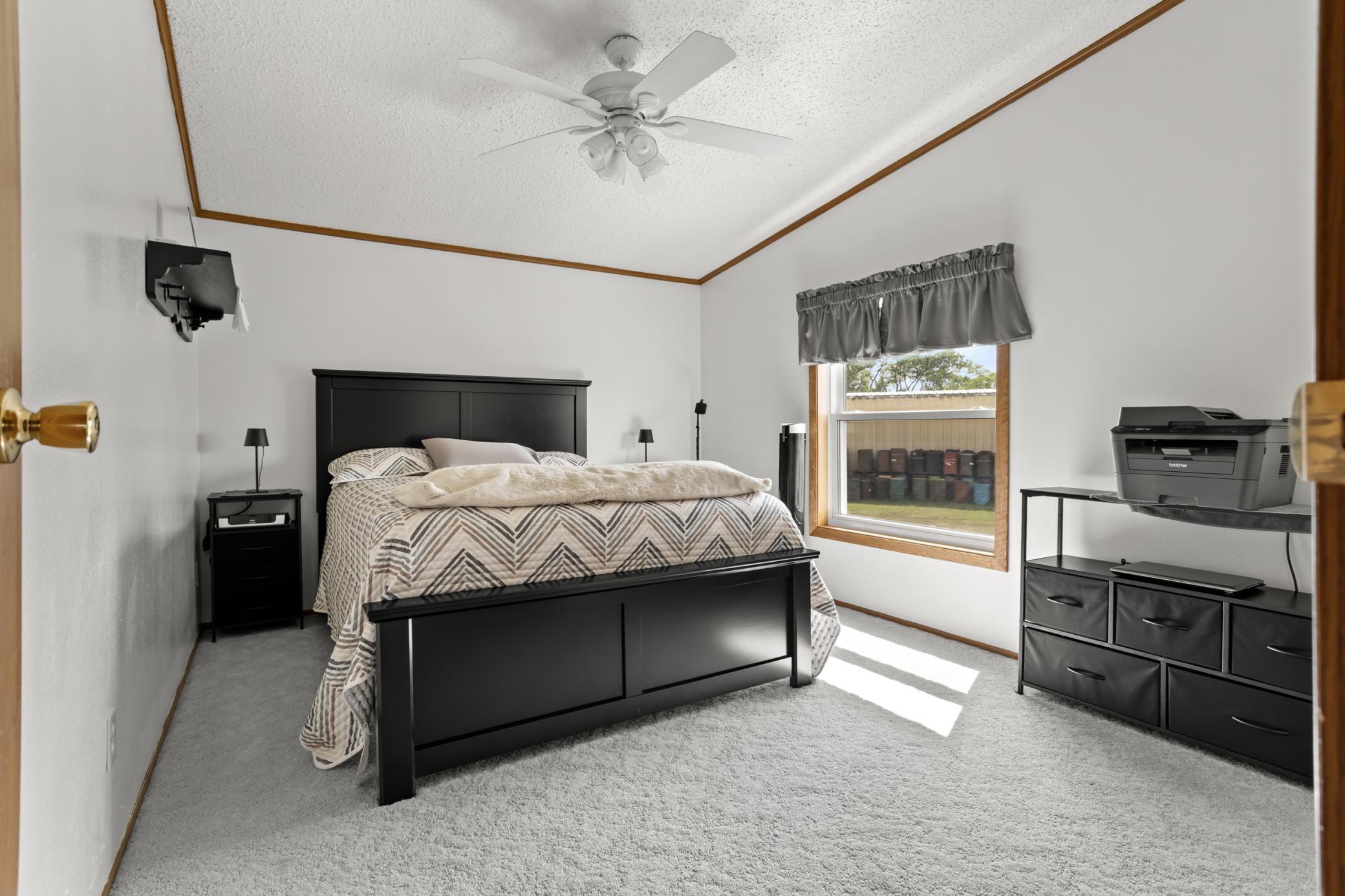 1993 single family home for sale at 612 N Mill Street in Fertile, MN — 4 bed, 3 bath (photo 21 of 67)