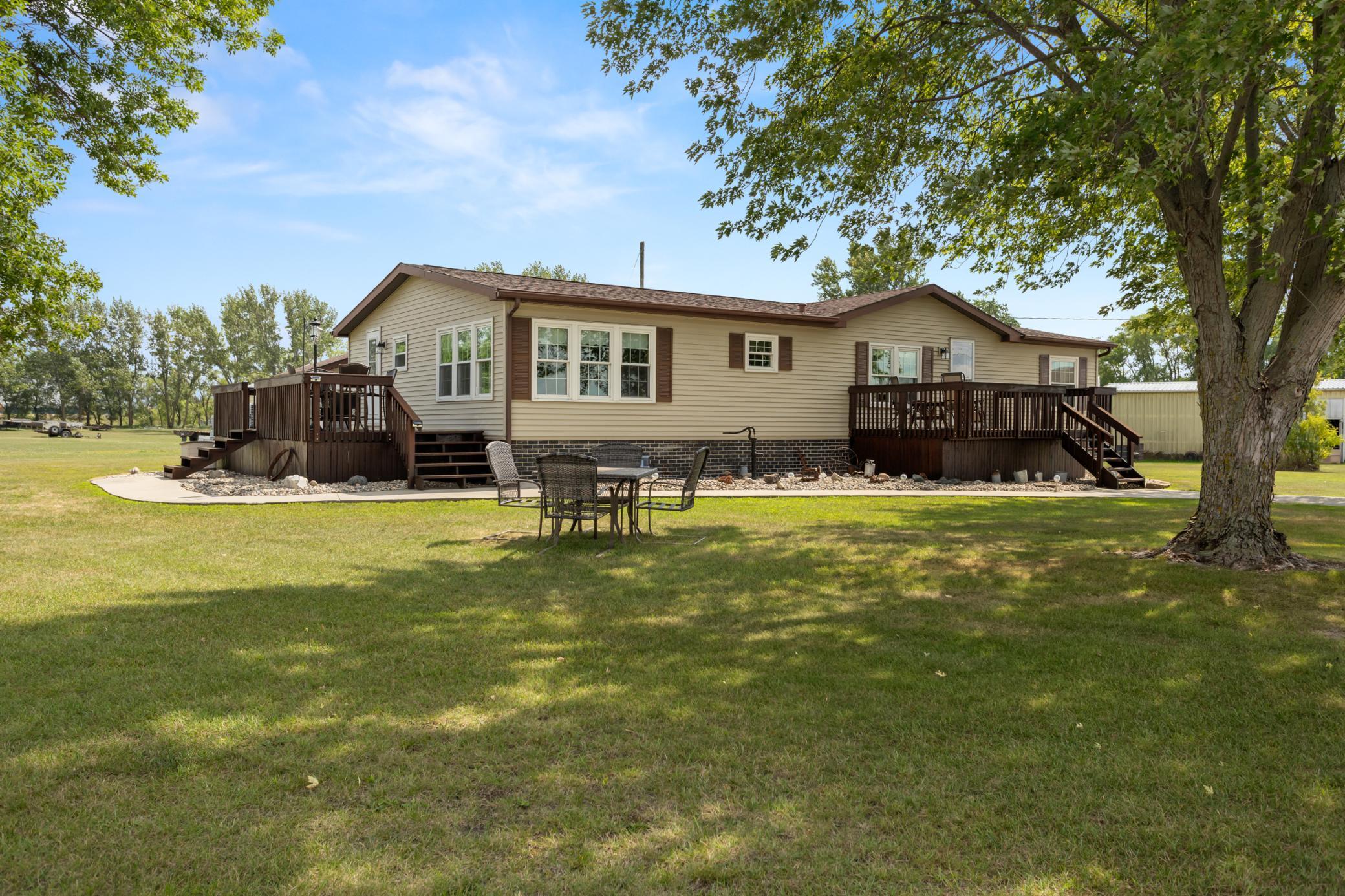1993 single family home for sale at 612 N Mill Street in Fertile, MN — 4 bed, 3 bath (photo 38 of 67)