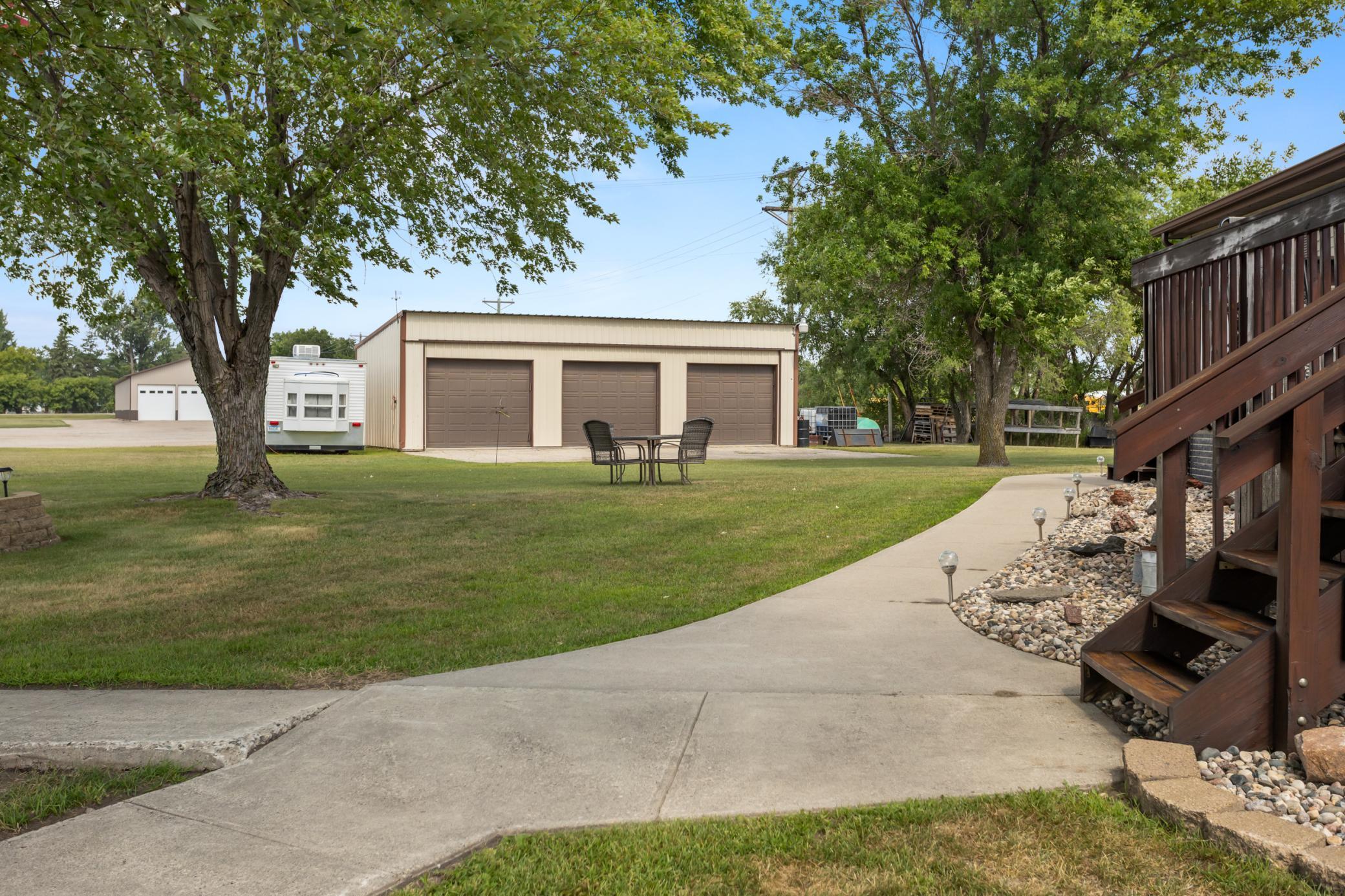 1993 single family home for sale at 612 N Mill Street in Fertile, MN — 4 bed, 3 bath (photo 41 of 67)