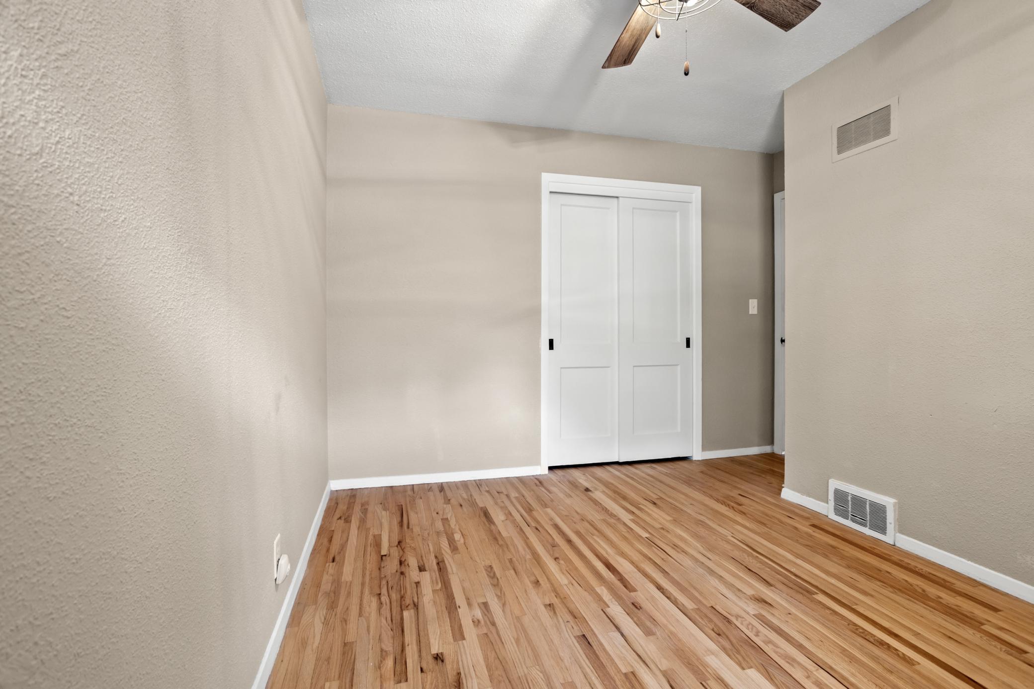 1953 single family home for sale at 62 18TH Avenue N in Fargo, ND — 3 bed, 2 bath (photo 14 of 25)