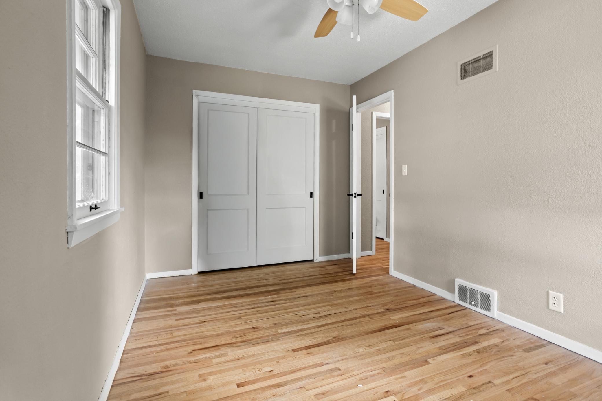 1953 single family home for sale at 62 18TH Avenue N in Fargo, ND — 3 bed, 2 bath (photo 16 of 25)