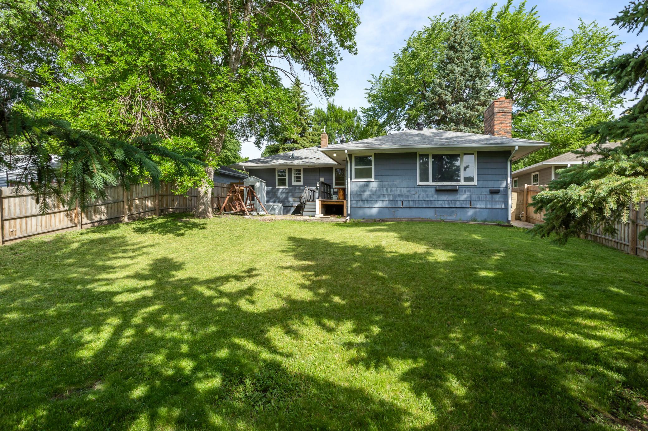 1953 single family home for sale at 62 18TH Avenue N in Fargo, ND — 3 bed, 2 bath (photo 22 of 25)