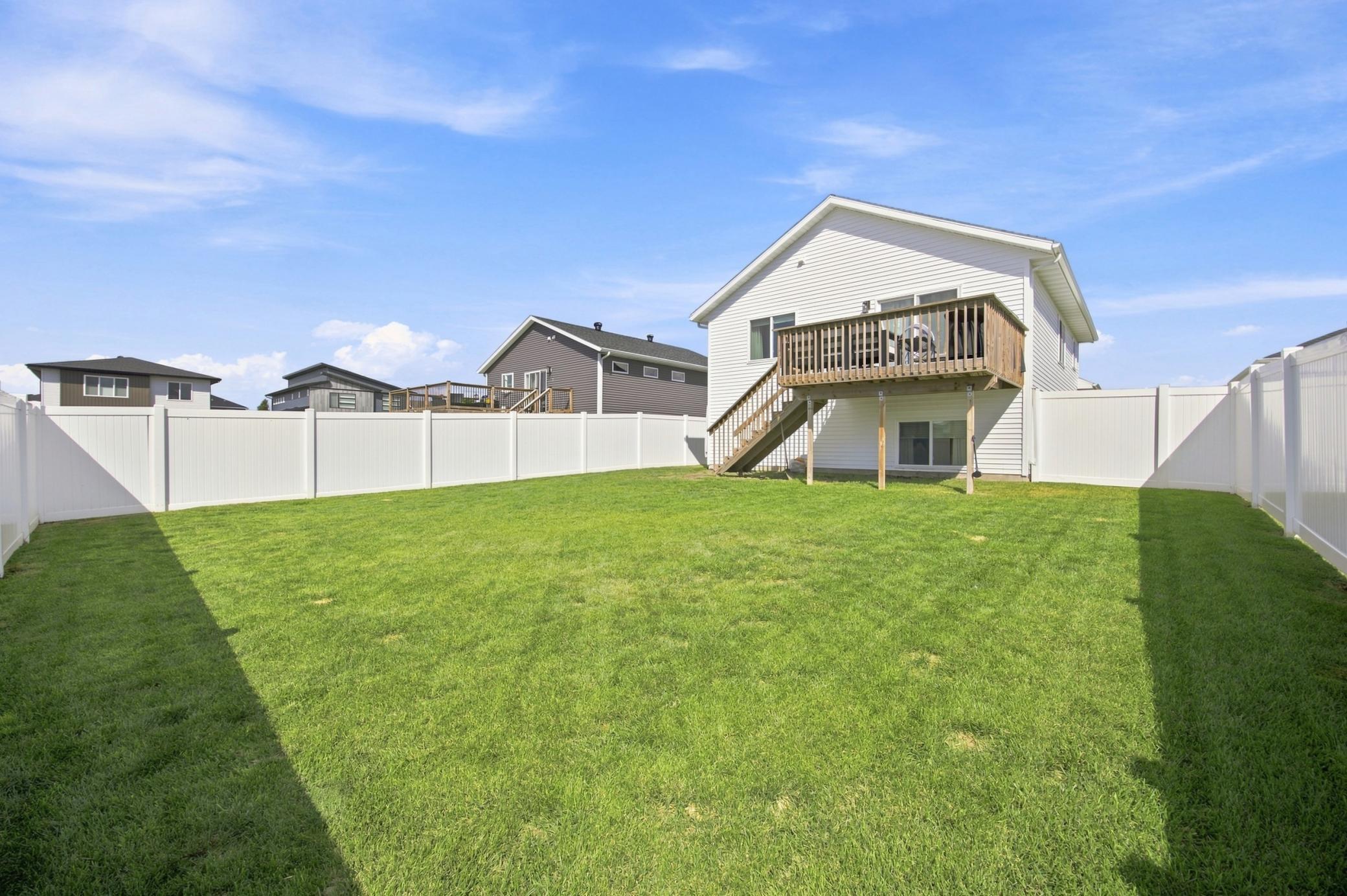 2021 single family home for sale at 7223 27th Street S in Fargo, ND — 3 bed, 2 bath (photo 23 of 23)