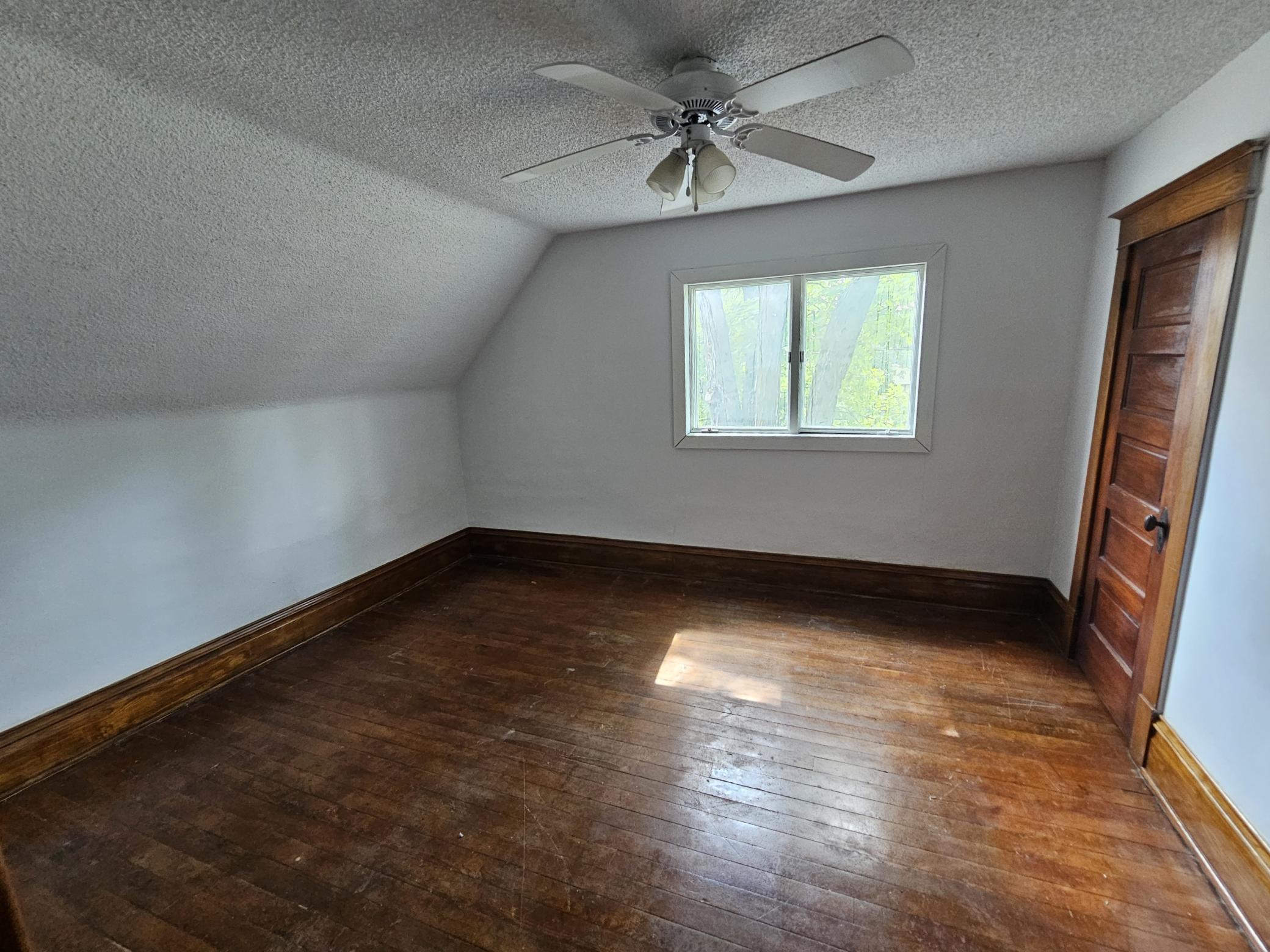 1910 single family home for sale at 23912 Serpent Road in Deerwood, MN — 4 bed, 2 bath (photo 14 of 26)