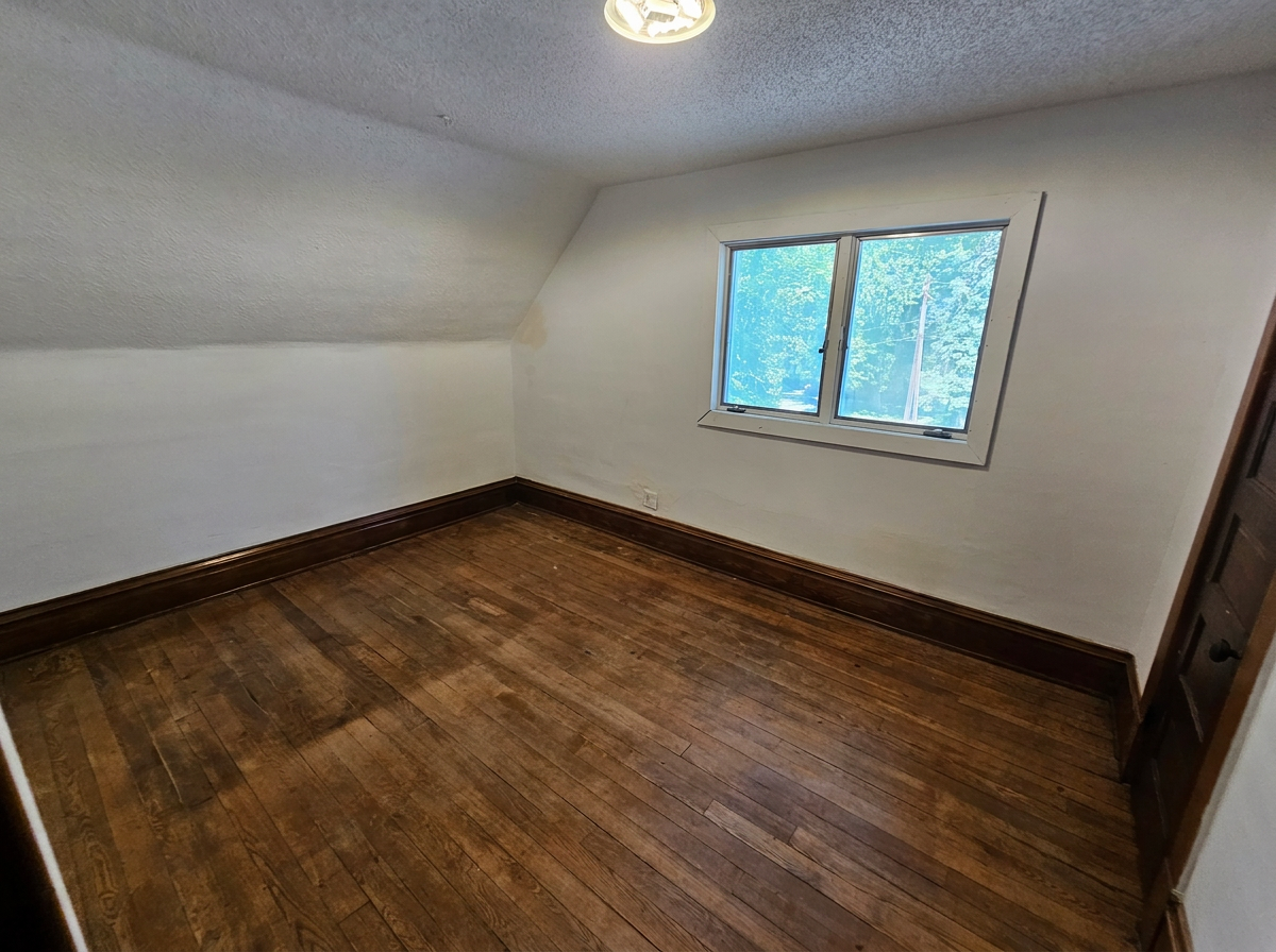 1910 single family home for sale at 23912 Serpent Road in Deerwood, MN — 4 bed, 2 bath (photo 16 of 26)