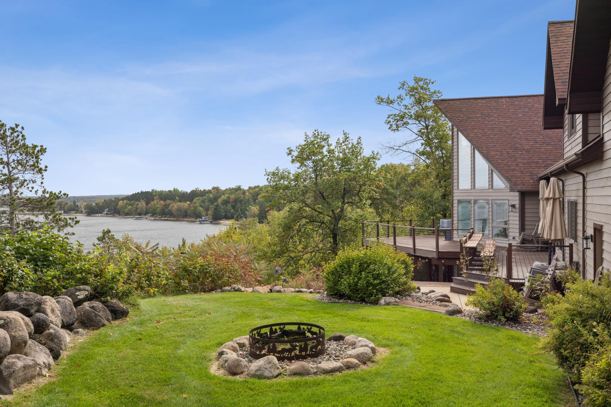2009 single family home for sale at 10568 Pine Song Drive SW in Nisswa, MN — 5 bed, 5 bath (photo 3 of 52)