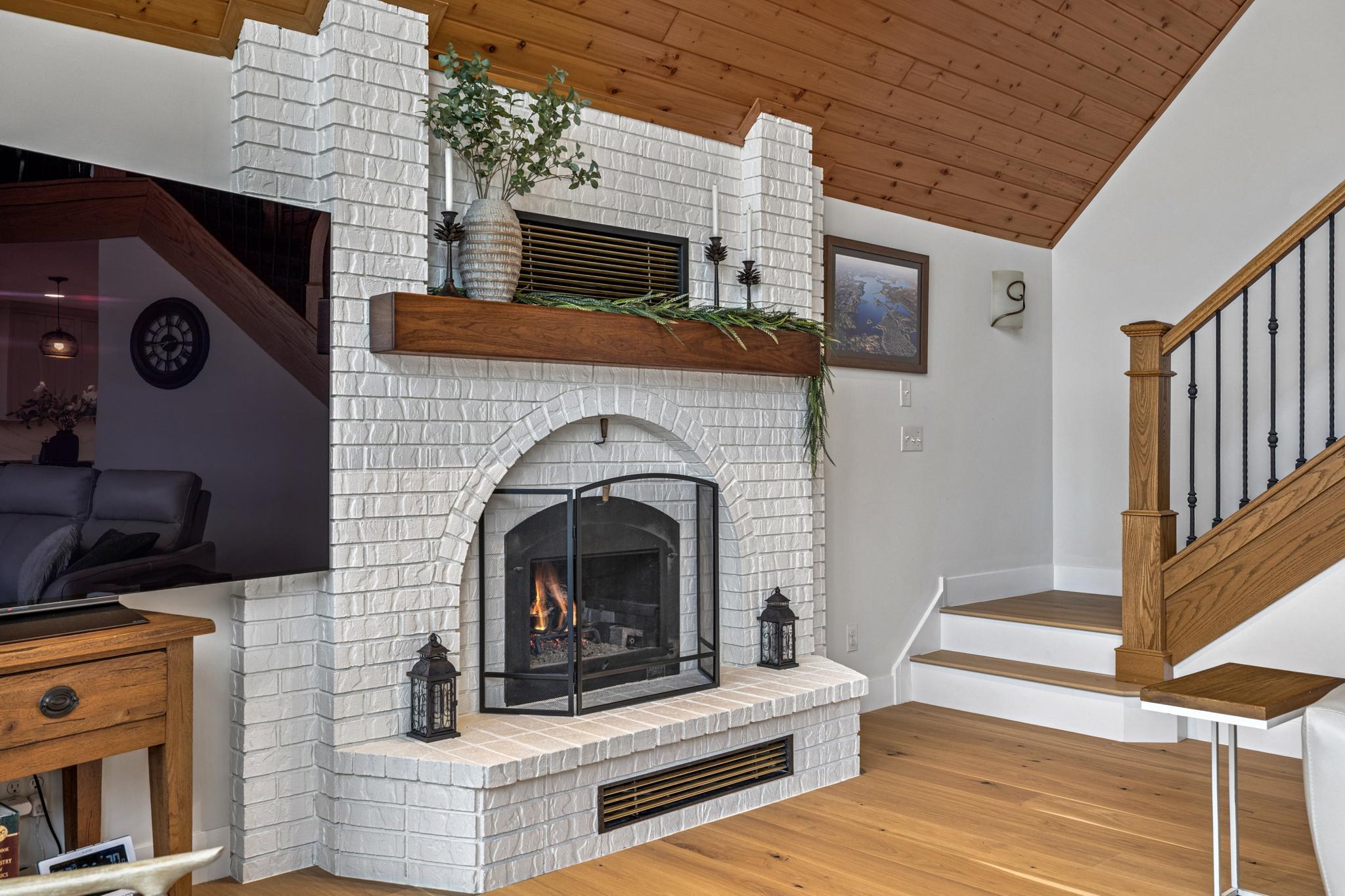 2009 single family home for sale at 10568 Pine Song Drive SW in Nisswa, MN — 5 bed, 5 bath (photo 10 of 52)