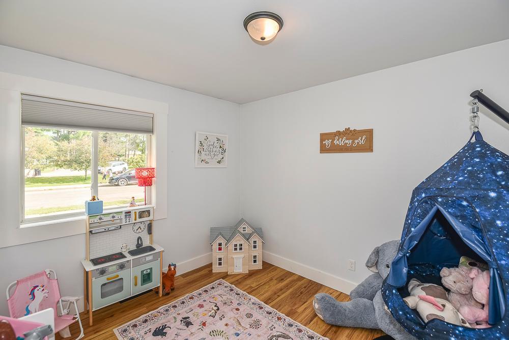 1993 single family home for sale at 108 1st Street SE in Crosby, MN — 4 bed, 2 bath (photo 16 of 38)