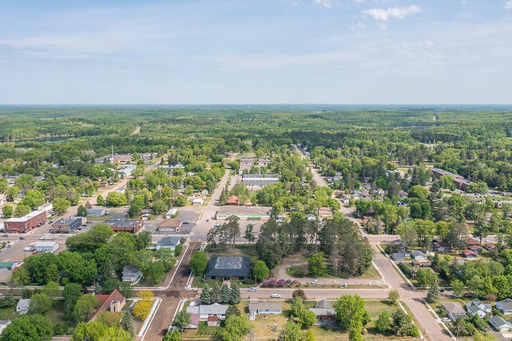 1993 single family home for sale at 108 1st Street SE in Crosby, MN — 4 bed, 2 bath (photo 33 of 38)