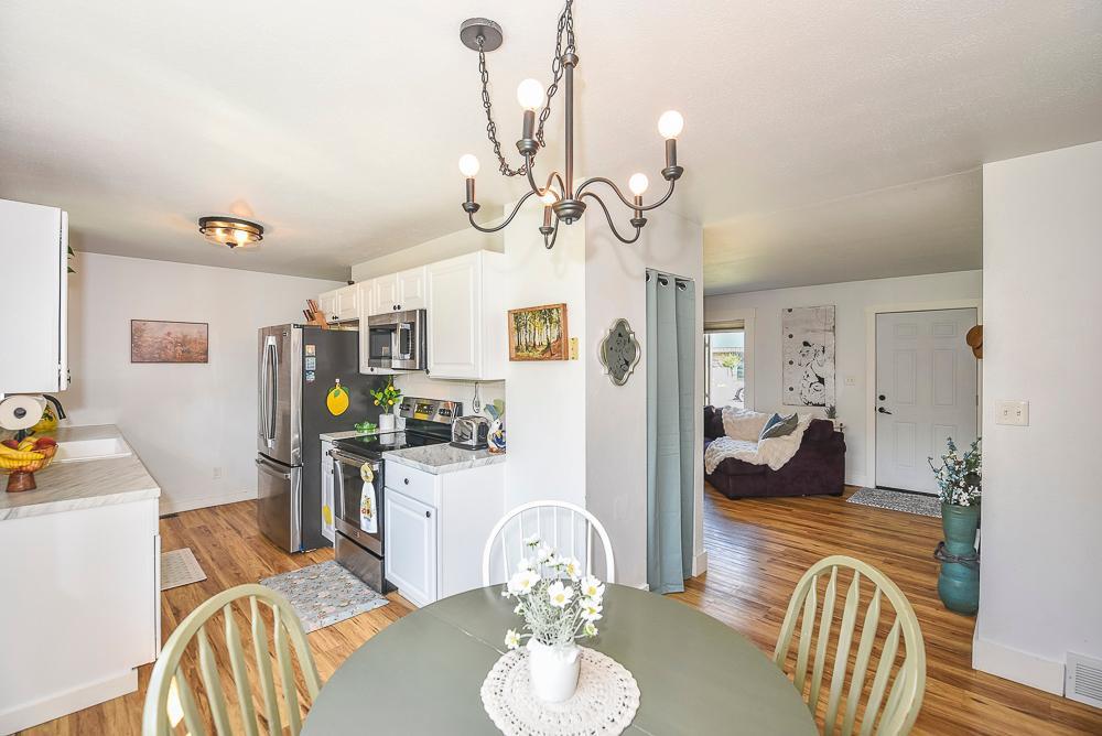 1993 single family home for sale at 108 1st Street SE in Crosby, MN — 4 bed, 2 bath (photo 5 of 38)