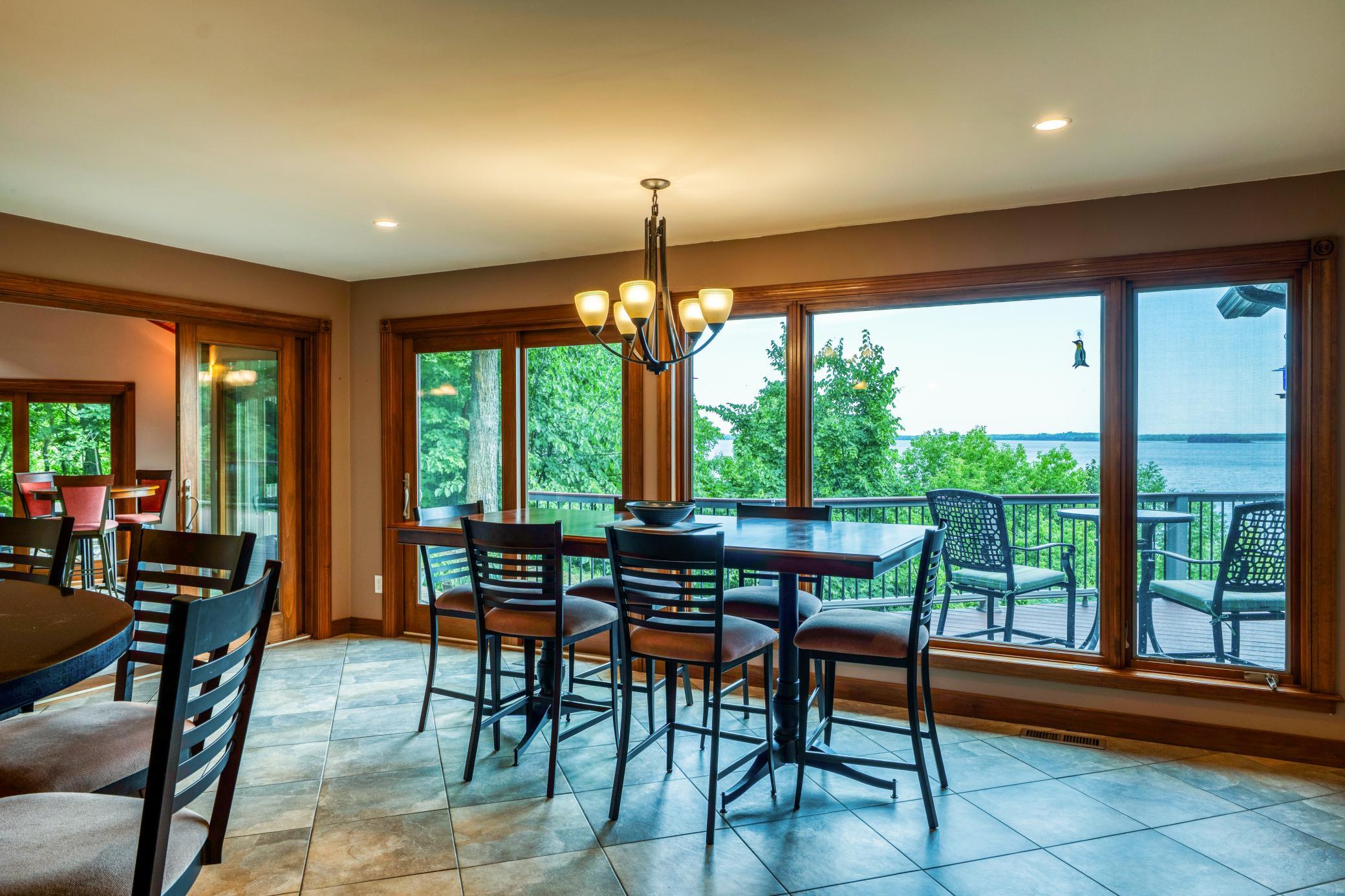 1989 single family home for sale at 7002 Maple Beach Court NE in Bemidji, MN — 3 bed, 3 bath (photo 11 of 104)