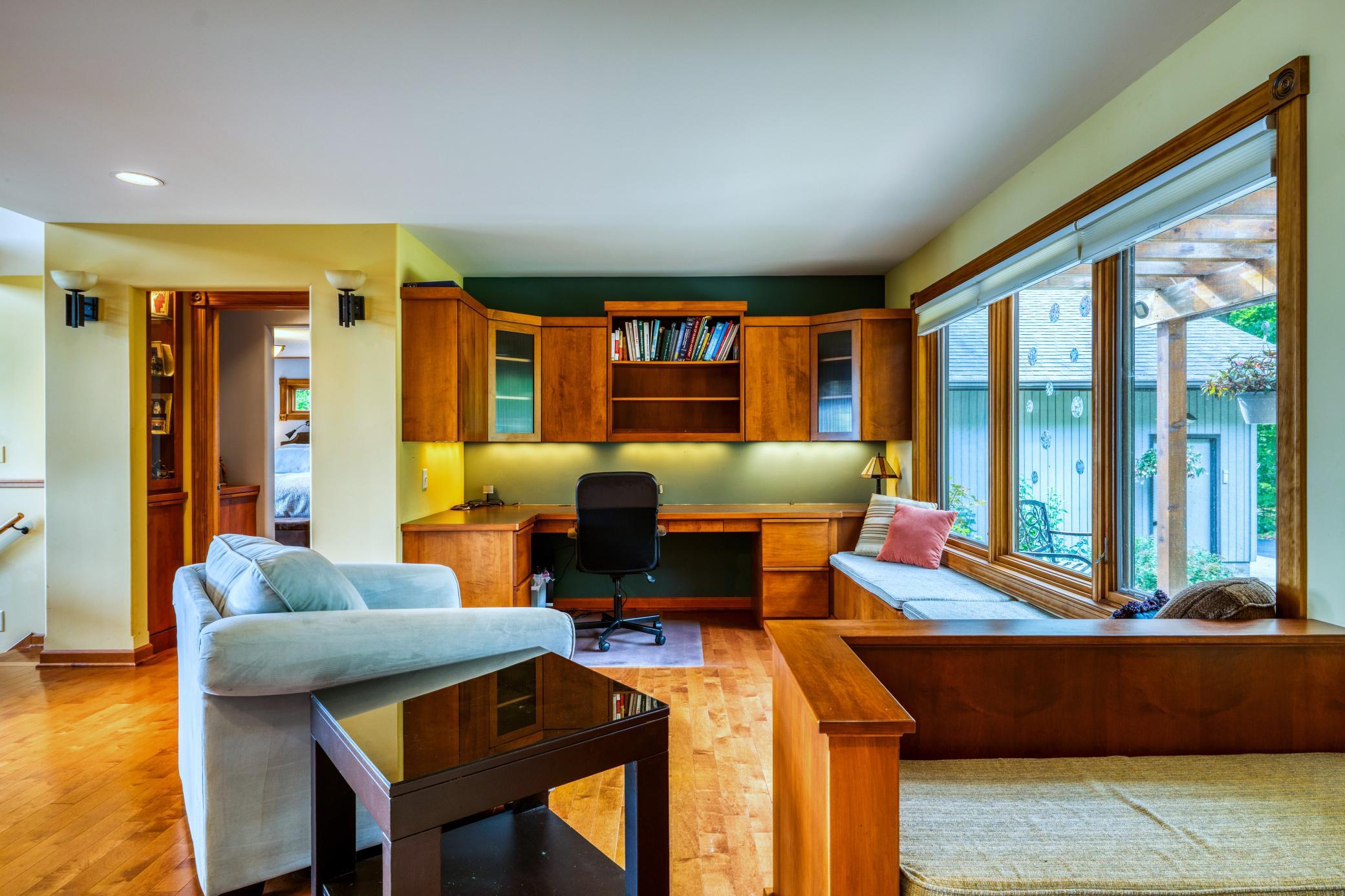 1989 single family home for sale at 7002 Maple Beach Court NE in Bemidji, MN — 3 bed, 3 bath (photo 14 of 104)