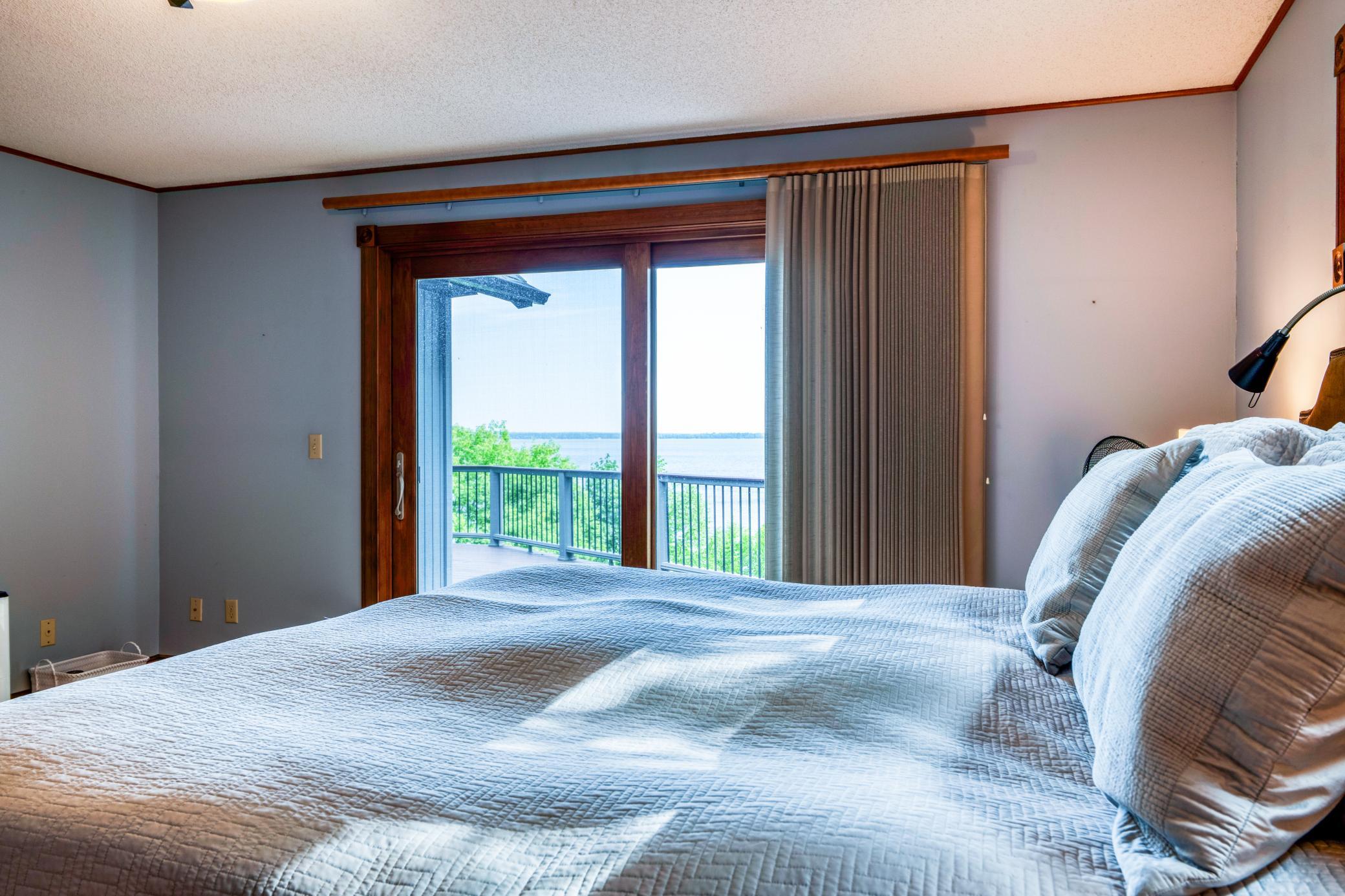 1989 single family home for sale at 7002 Maple Beach Court NE in Bemidji, MN — 3 bed, 3 bath (photo 20 of 104)