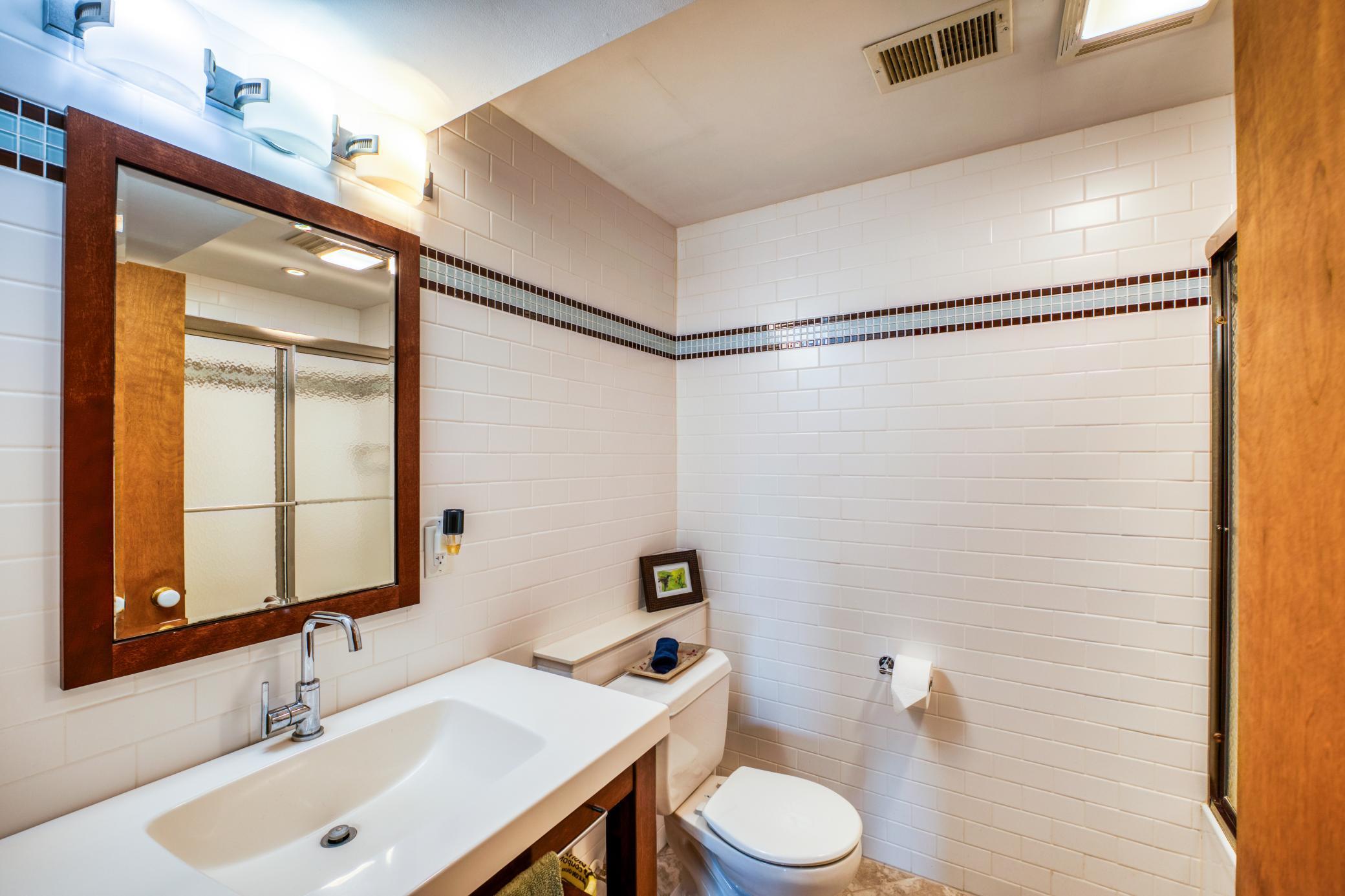1989 single family home for sale at 7002 Maple Beach Court NE in Bemidji, MN — 3 bed, 3 bath (photo 32 of 104)