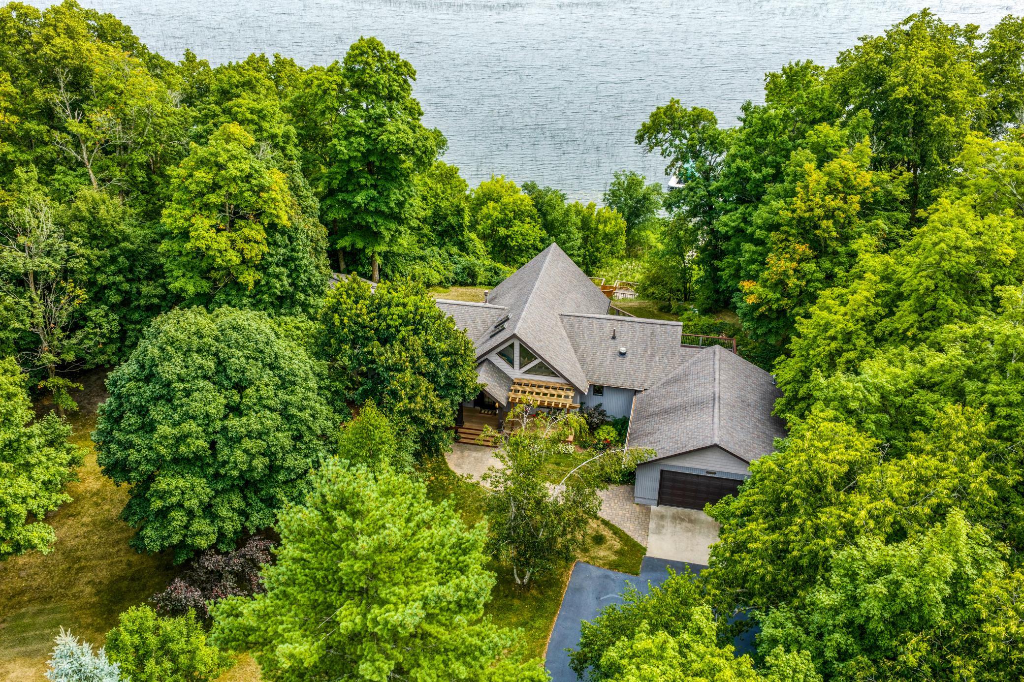 1989 single family home for sale at 7002 Maple Beach Court NE in Bemidji, MN — 3 bed, 3 bath (photo 62 of 104)