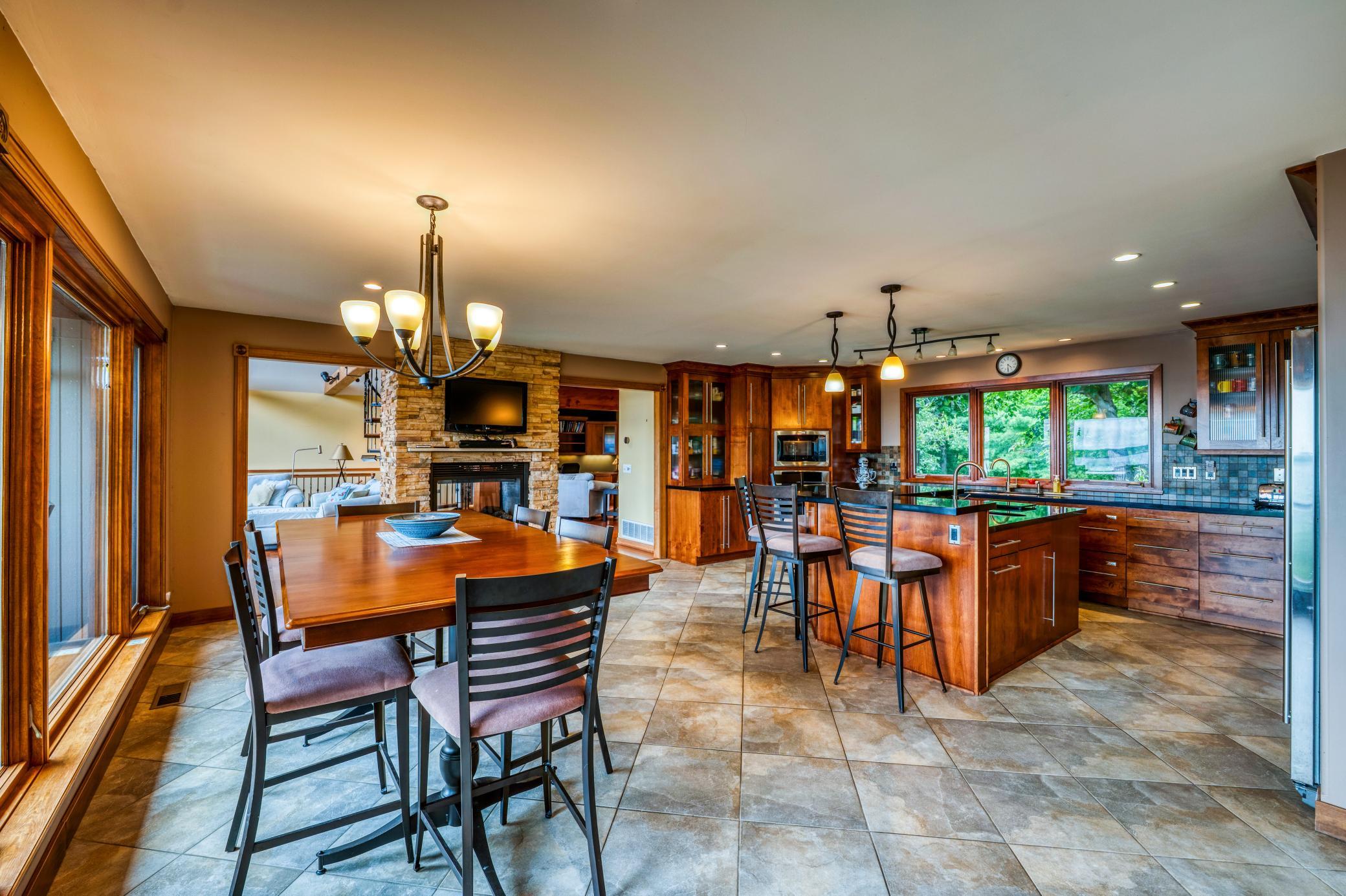 1989 single family home for sale at 7002 Maple Beach Court NE in Bemidji, MN — 3 bed, 3 bath (photo 71 of 104)