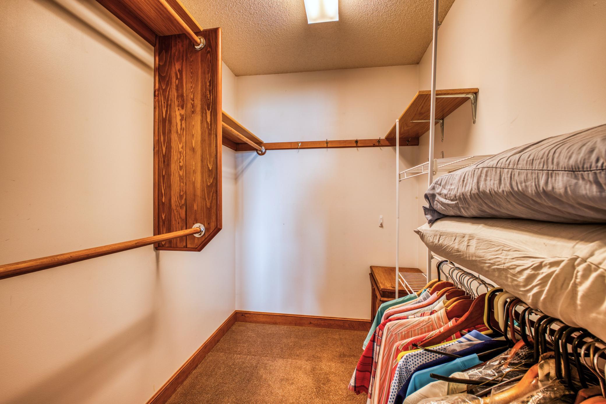 1989 single family home for sale at 7002 Maple Beach Court NE in Bemidji, MN — 3 bed, 3 bath (photo 77 of 104)