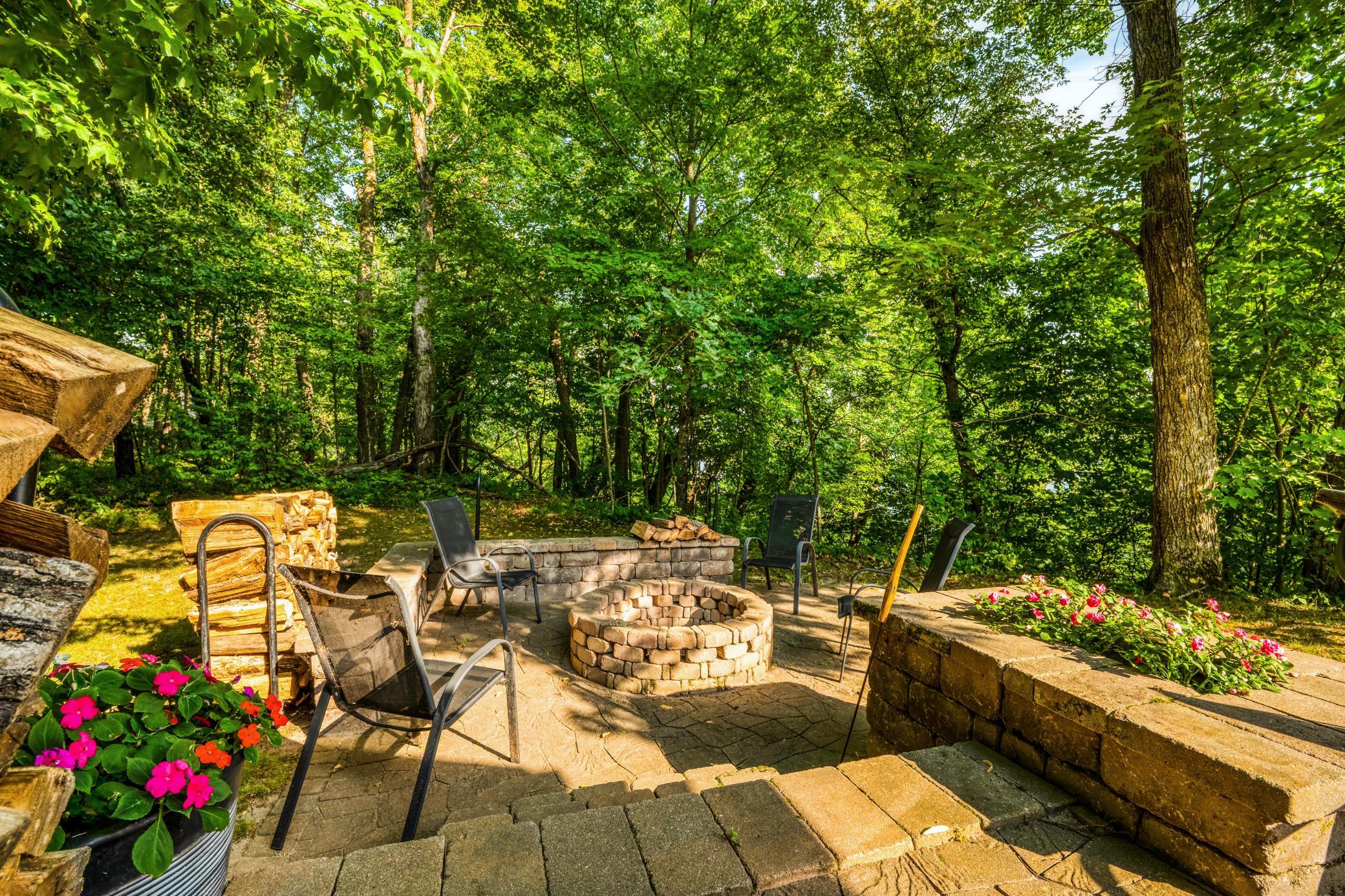 1989 single family home for sale at 7002 Maple Beach Court NE in Bemidji, MN — 3 bed, 3 bath (photo 95 of 104)