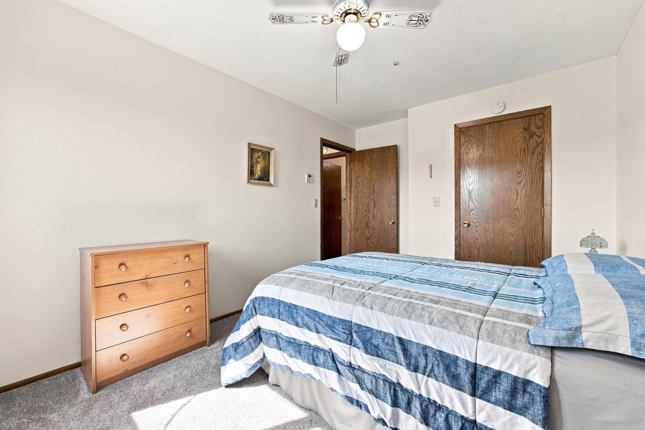 1970 condo for sale at 1225 7th Street S, Unit 7 in Moorhead, MN — 2 bed, 1 bath (photo 16 of 30)