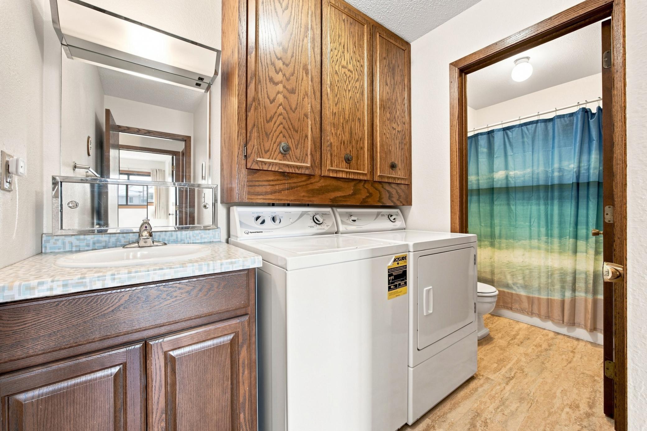 1970 condo for sale at 1225 7th Street S, Unit 7 in Moorhead, MN — 2 bed, 1 bath (photo 19 of 30)