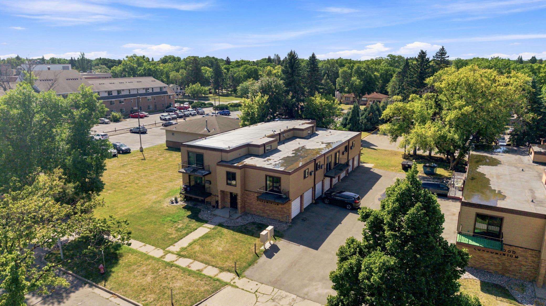 1970 condo for sale at 1225 7th Street S, Unit 7 in Moorhead, MN — 2 bed, 1 bath (photo 24 of 30)
