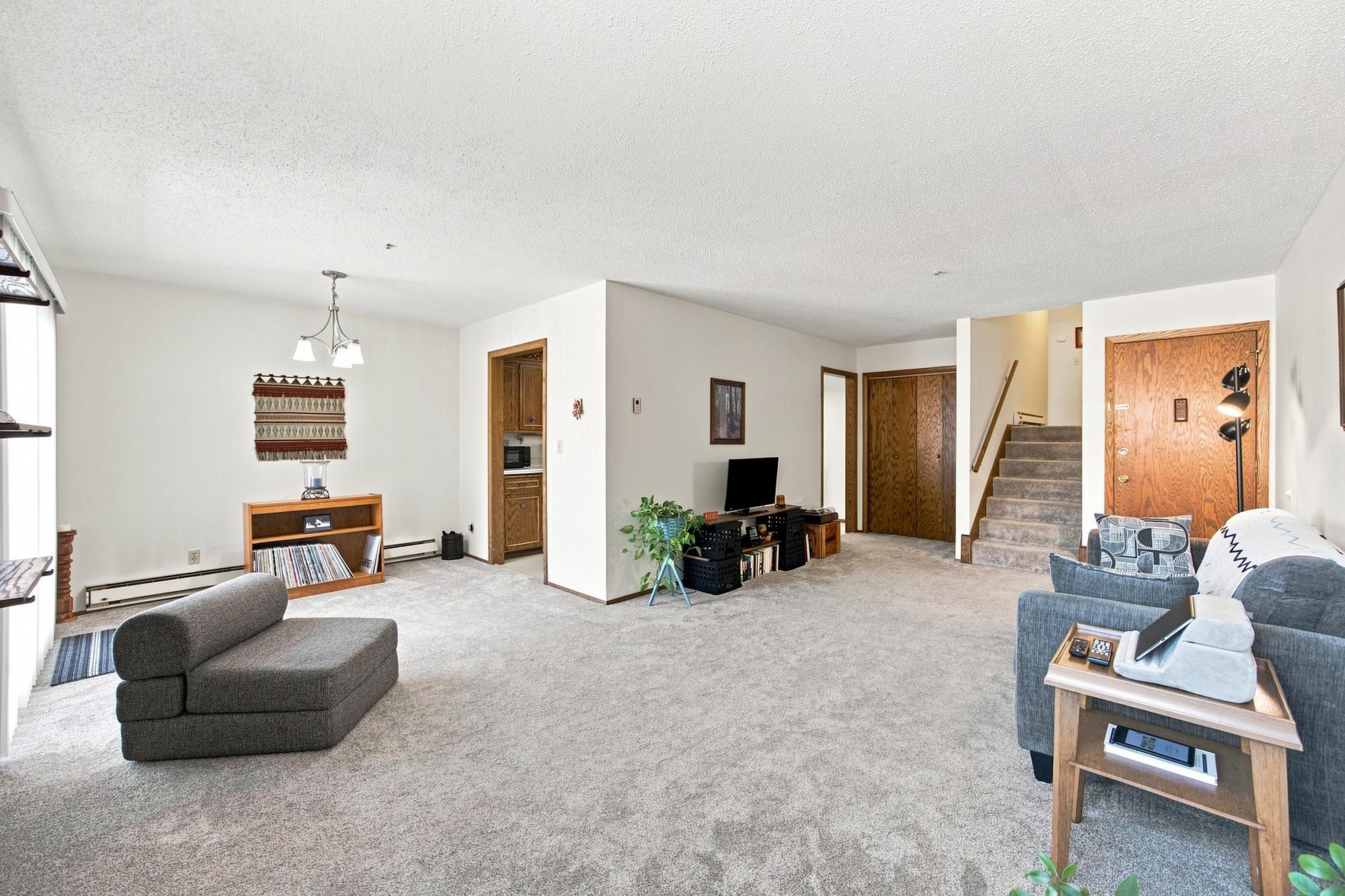 1970 condo for sale at 1225 7th Street S, Unit 7 in Moorhead, MN — 2 bed, 1 bath (photo 10 of 30)