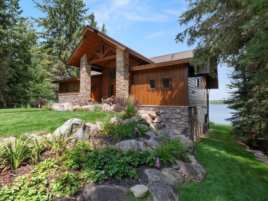 2010 single family home for sale at 31928 Log Home Drive in Walker, MN — 4 bed, 4 bath (photo 2 of 87)