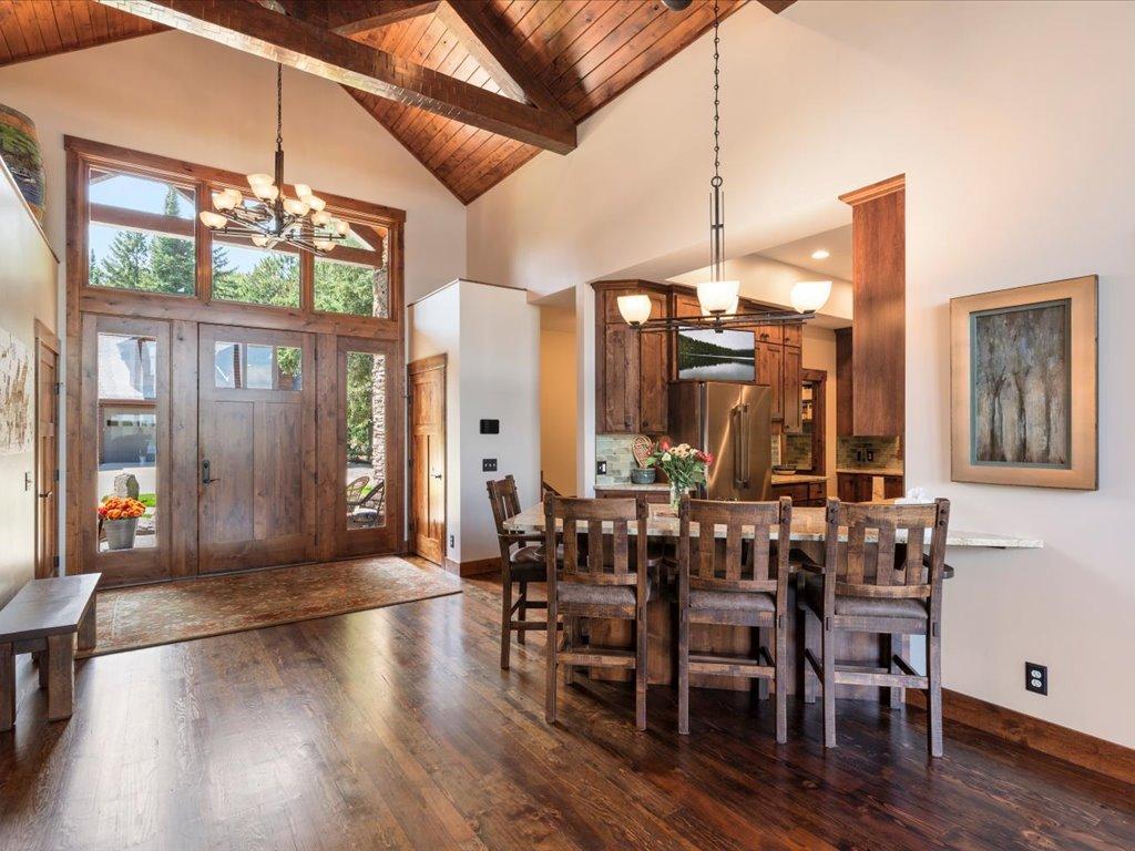 2010 single family home for sale at 31928 Log Home Drive in Walker, MN — 4 bed, 4 bath (photo 11 of 87)