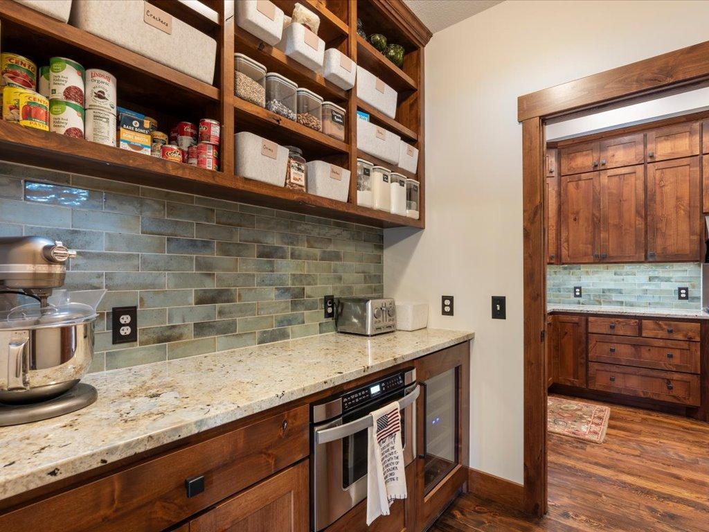 2010 single family home for sale at 31928 Log Home Drive in Walker, MN — 4 bed, 4 bath (photo 15 of 87)