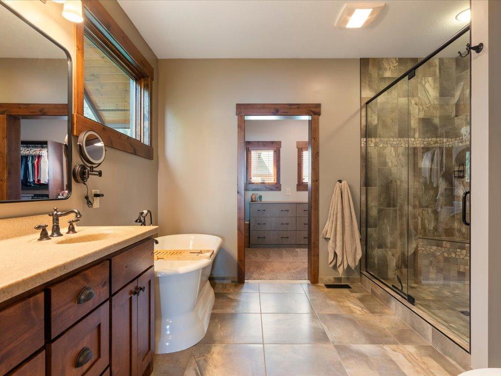 2010 single family home for sale at 31928 Log Home Drive in Walker, MN — 4 bed, 4 bath (photo 21 of 87)