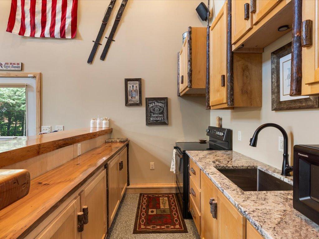 2010 single family home for sale at 31928 Log Home Drive in Walker, MN — 4 bed, 4 bath (photo 56 of 87)