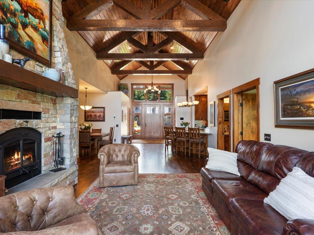 2010 single family home for sale at 31928 Log Home Drive in Walker, MN — 4 bed, 4 bath (photo 10 of 87)
