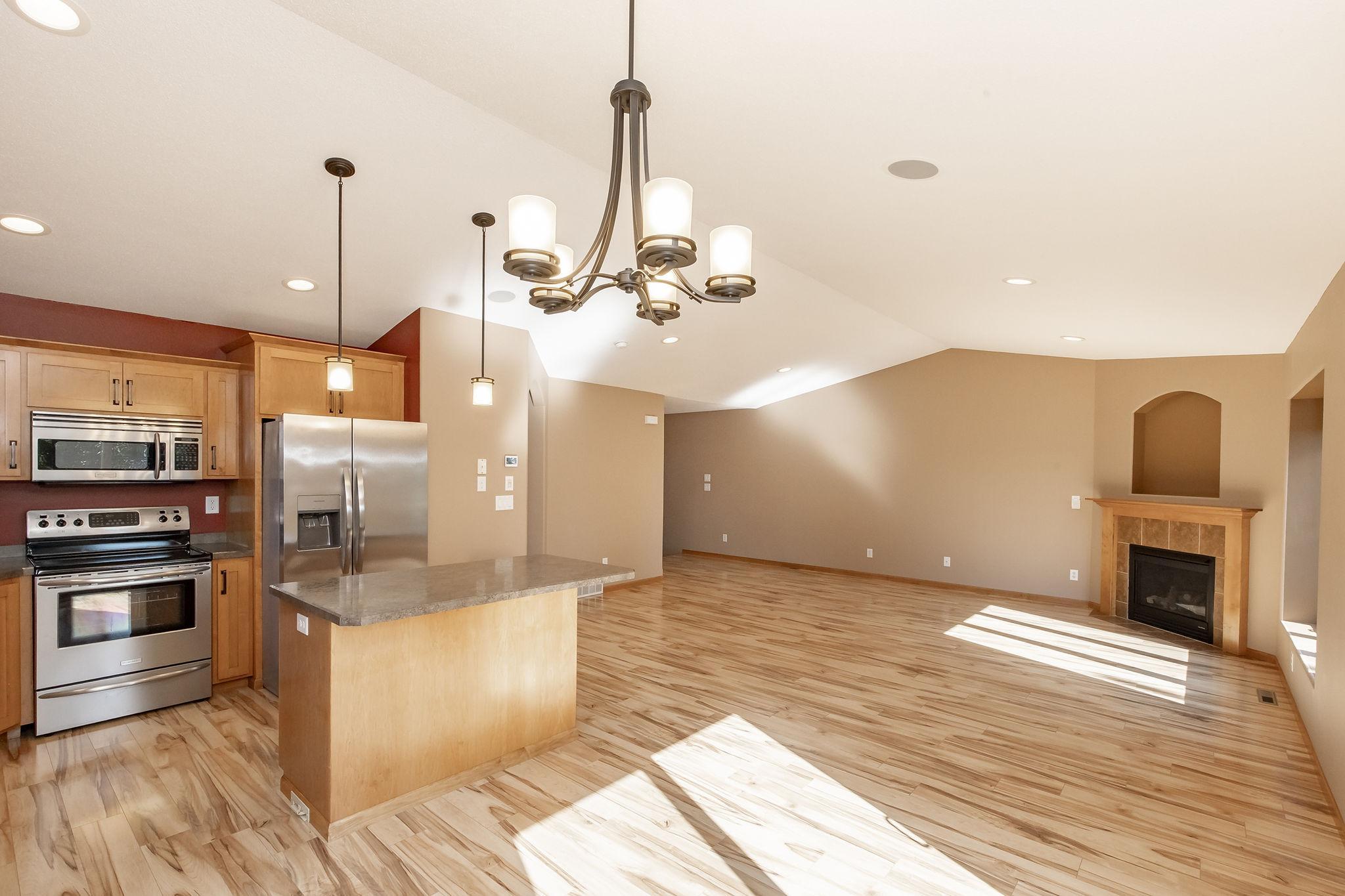 2006 twin home for sale at 4788 Clock Tower Lane S in Fargo, ND — 3 bed, 2 bath (photo 13 of 50)