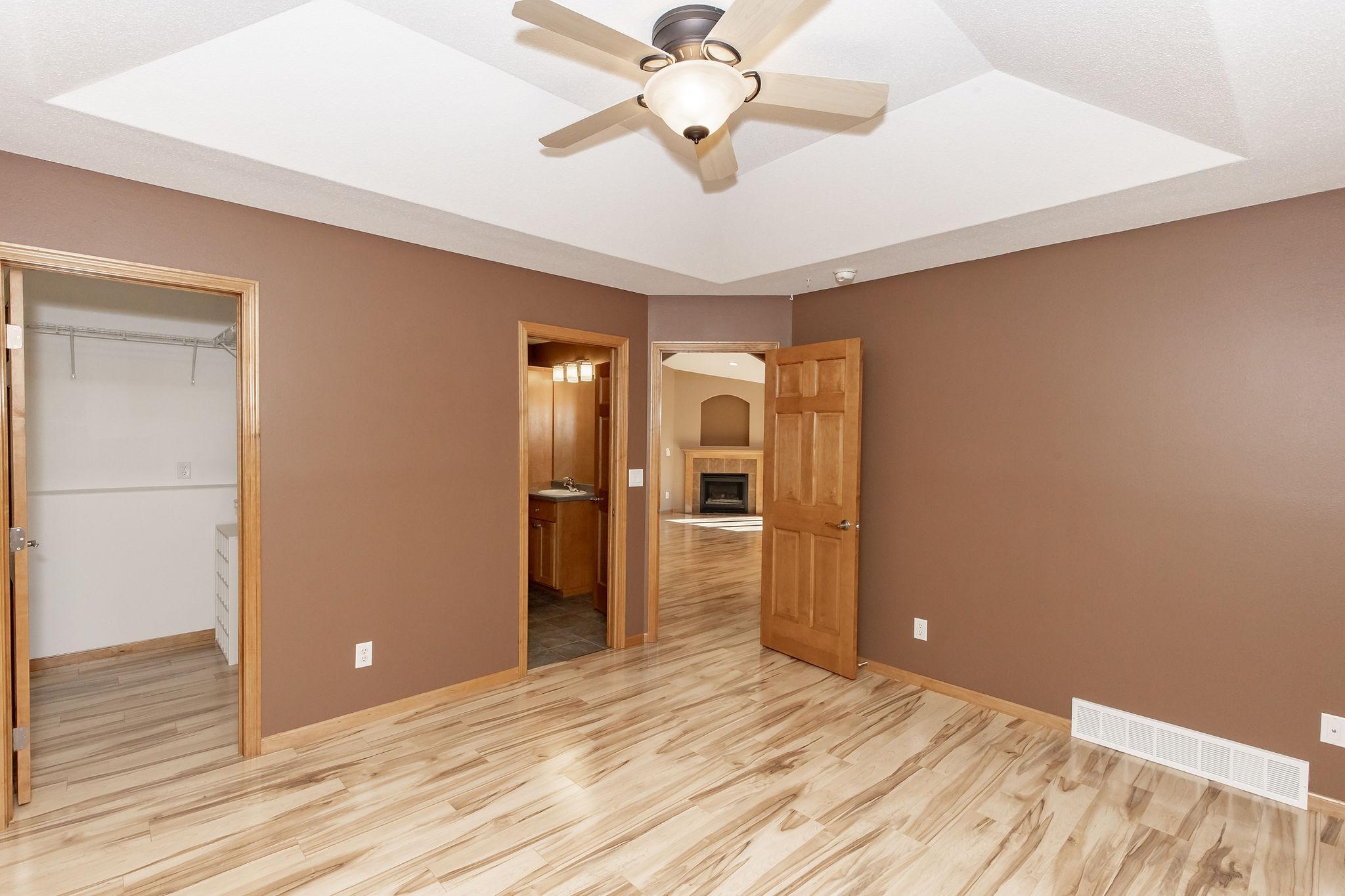 2006 twin home for sale at 4788 Clock Tower Lane S in Fargo, ND — 3 bed, 2 bath (photo 16 of 50)