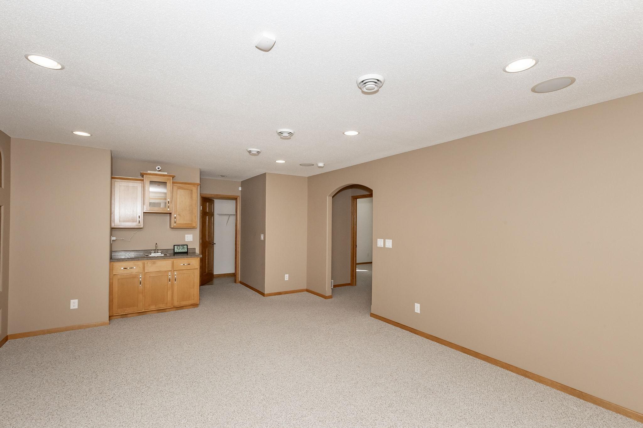 2006 twin home for sale at 4788 Clock Tower Lane S in Fargo, ND — 3 bed, 2 bath (photo 27 of 50)