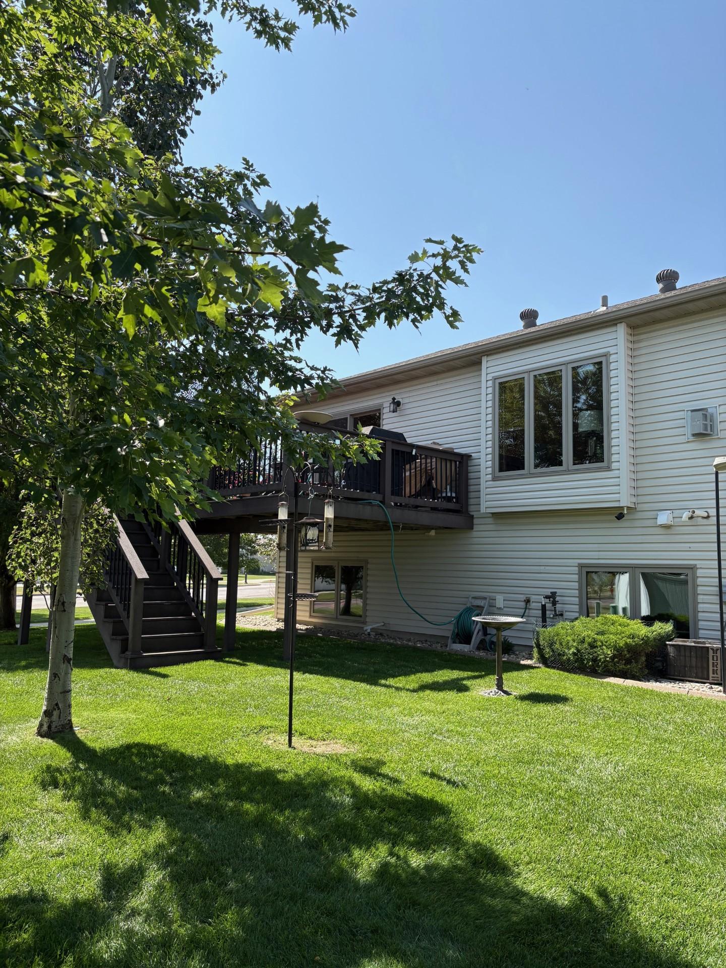 2006 twin home for sale at 4788 Clock Tower Lane S in Fargo, ND — 3 bed, 2 bath (photo 43 of 50)