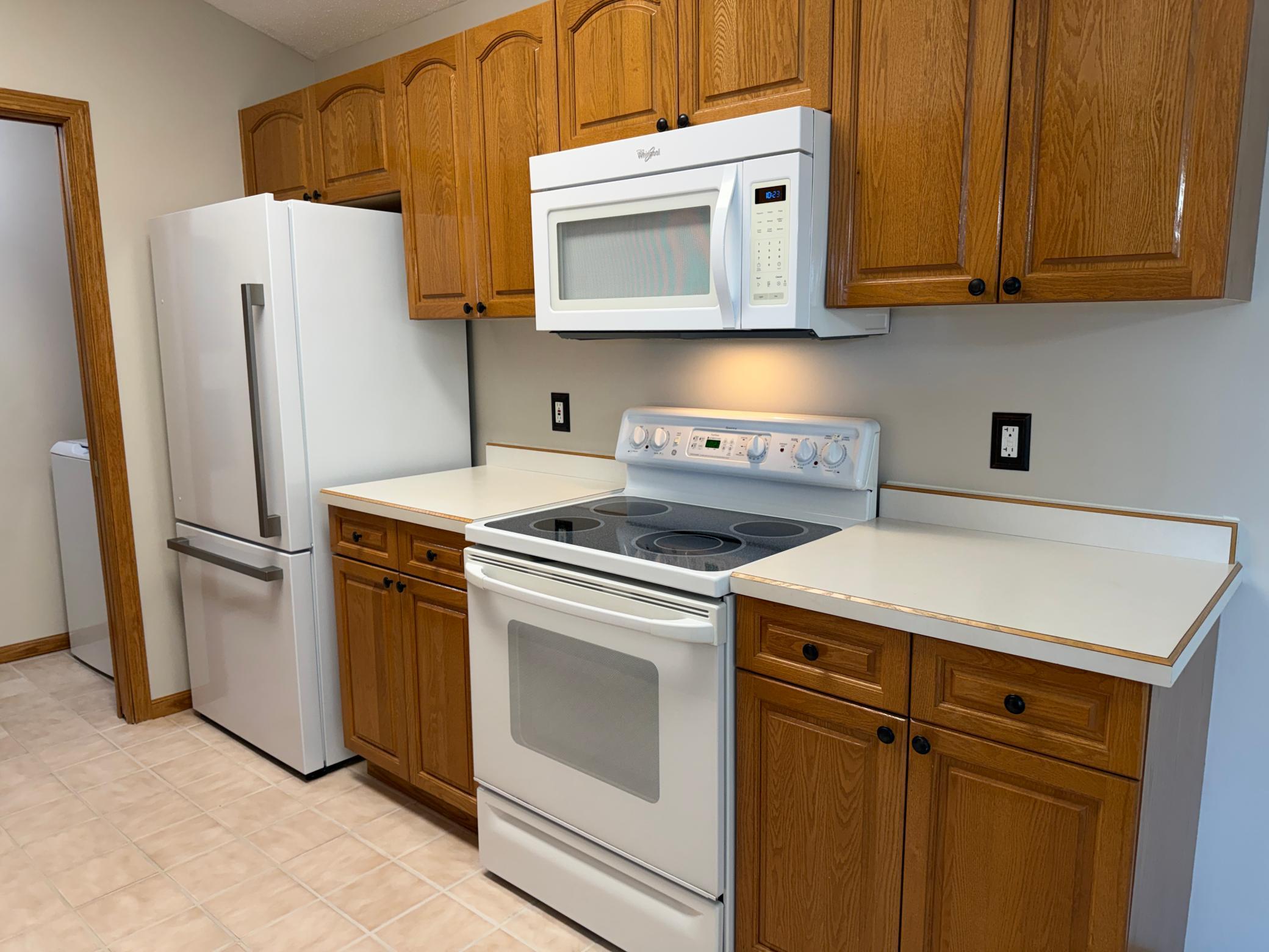 1998 condo for sale at 3401 28th Street S, Unit 304 in Fargo, ND — 1 bed, 1 bath (photo 9 of 20)