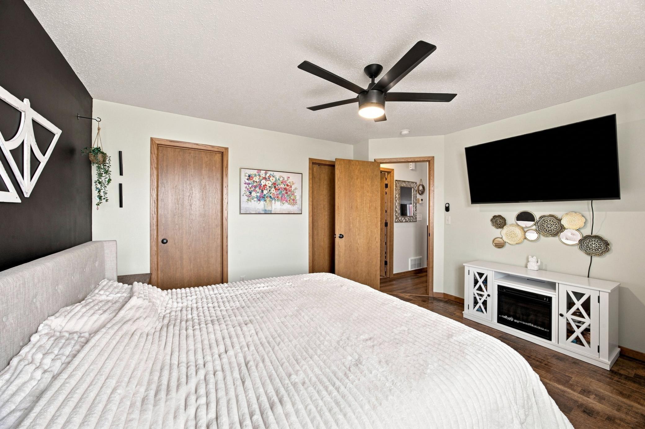 2012 twin home for sale at 3545 58th Court S in Fargo, ND — 3 bed, 2 bath (photo 16 of 45)